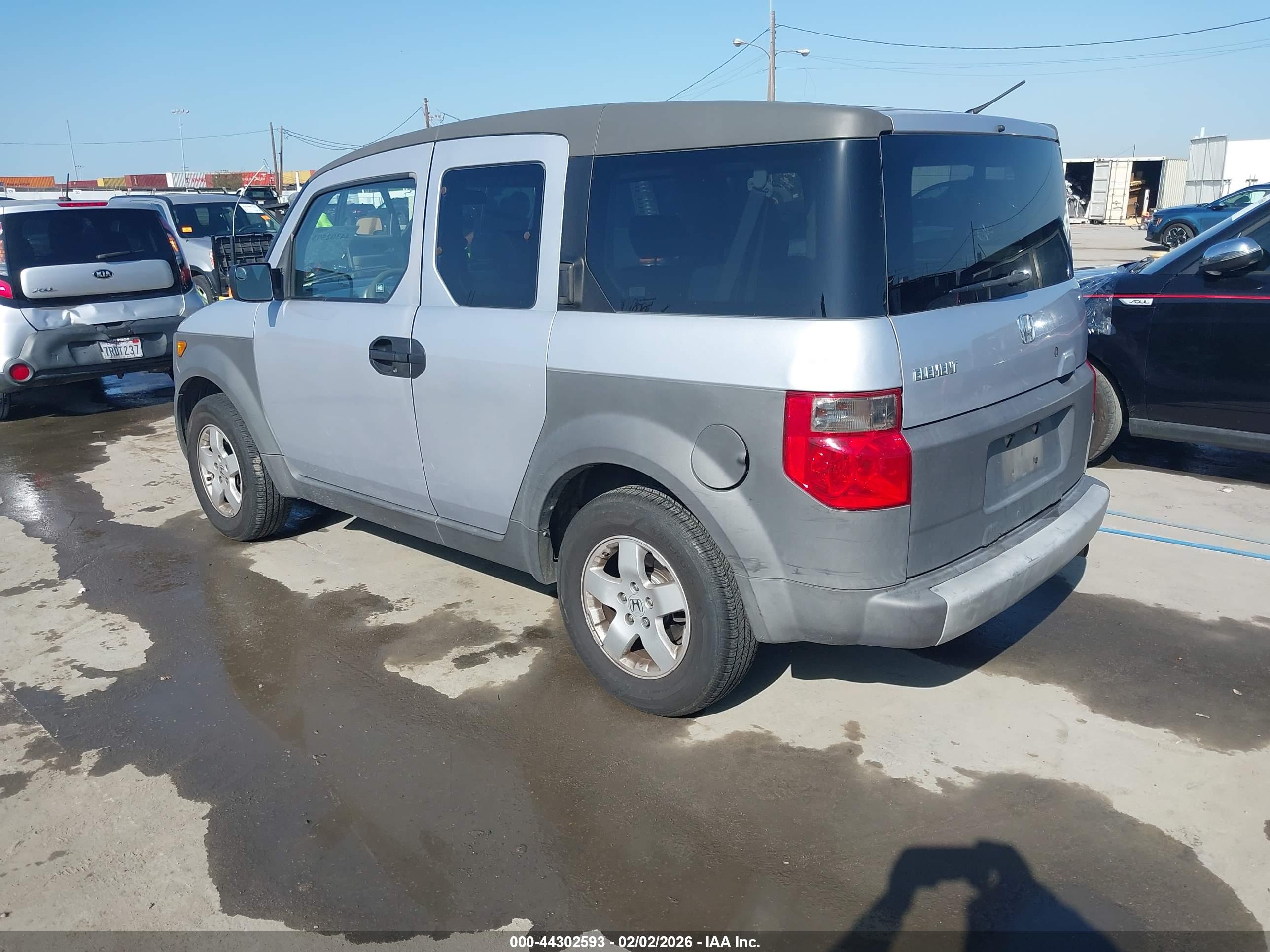 HONDA ELEMENT image 3