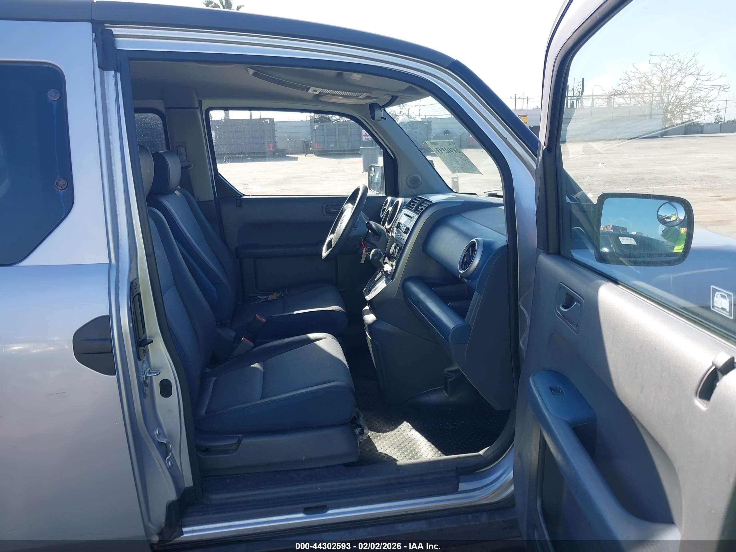 HONDA ELEMENT image 5