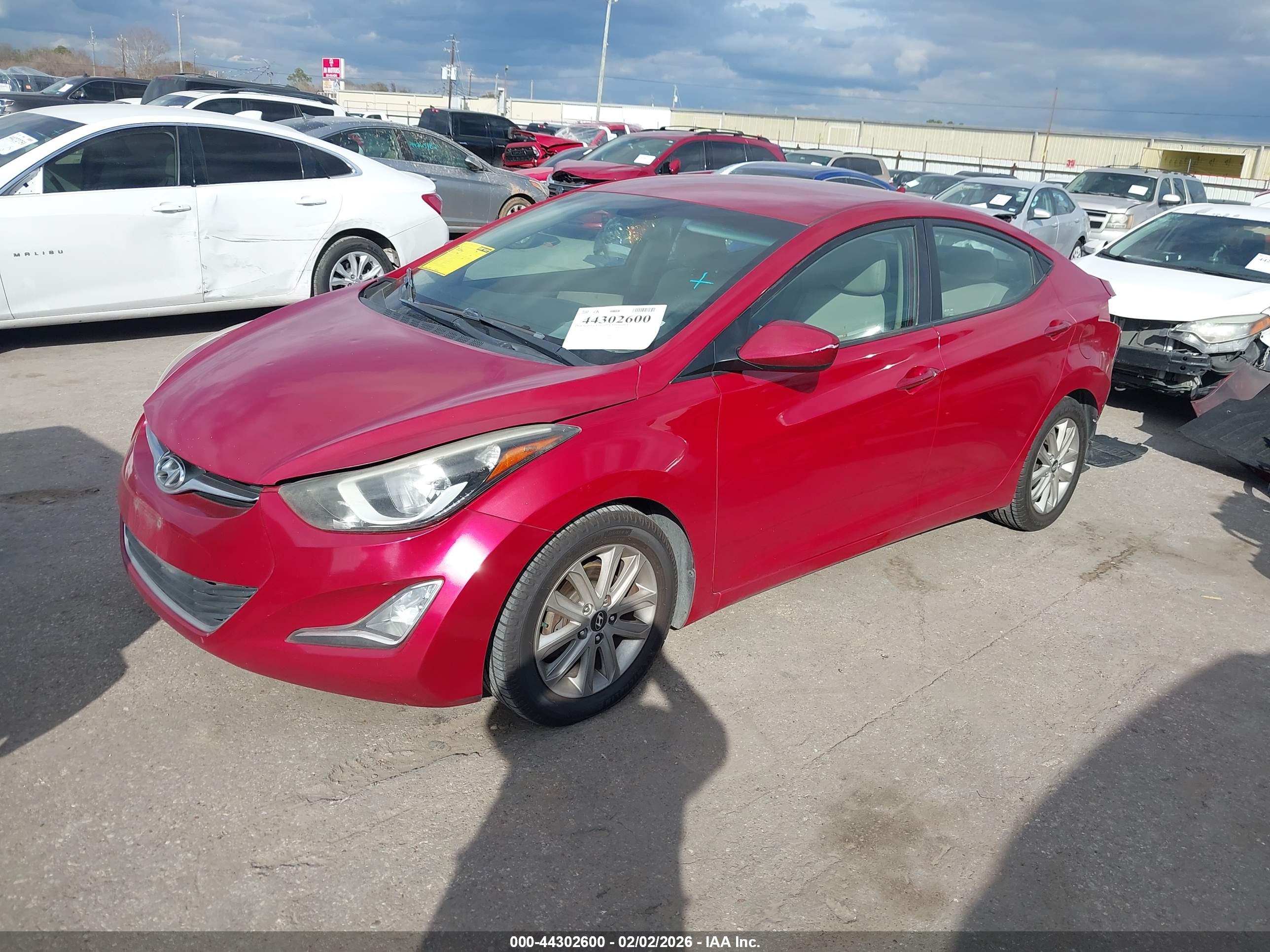 HYUNDAI ELANTRA image 2