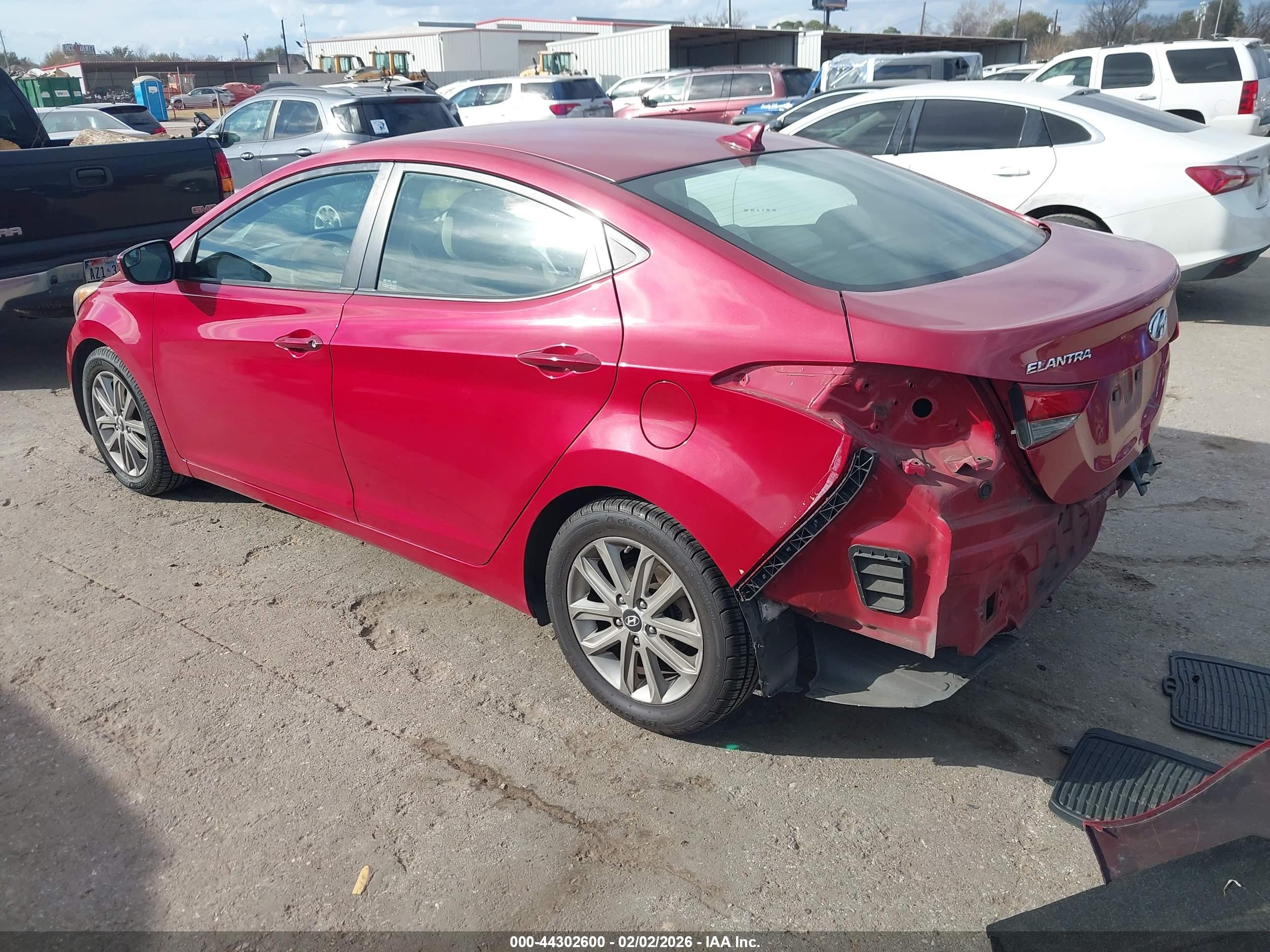 HYUNDAI ELANTRA image 3