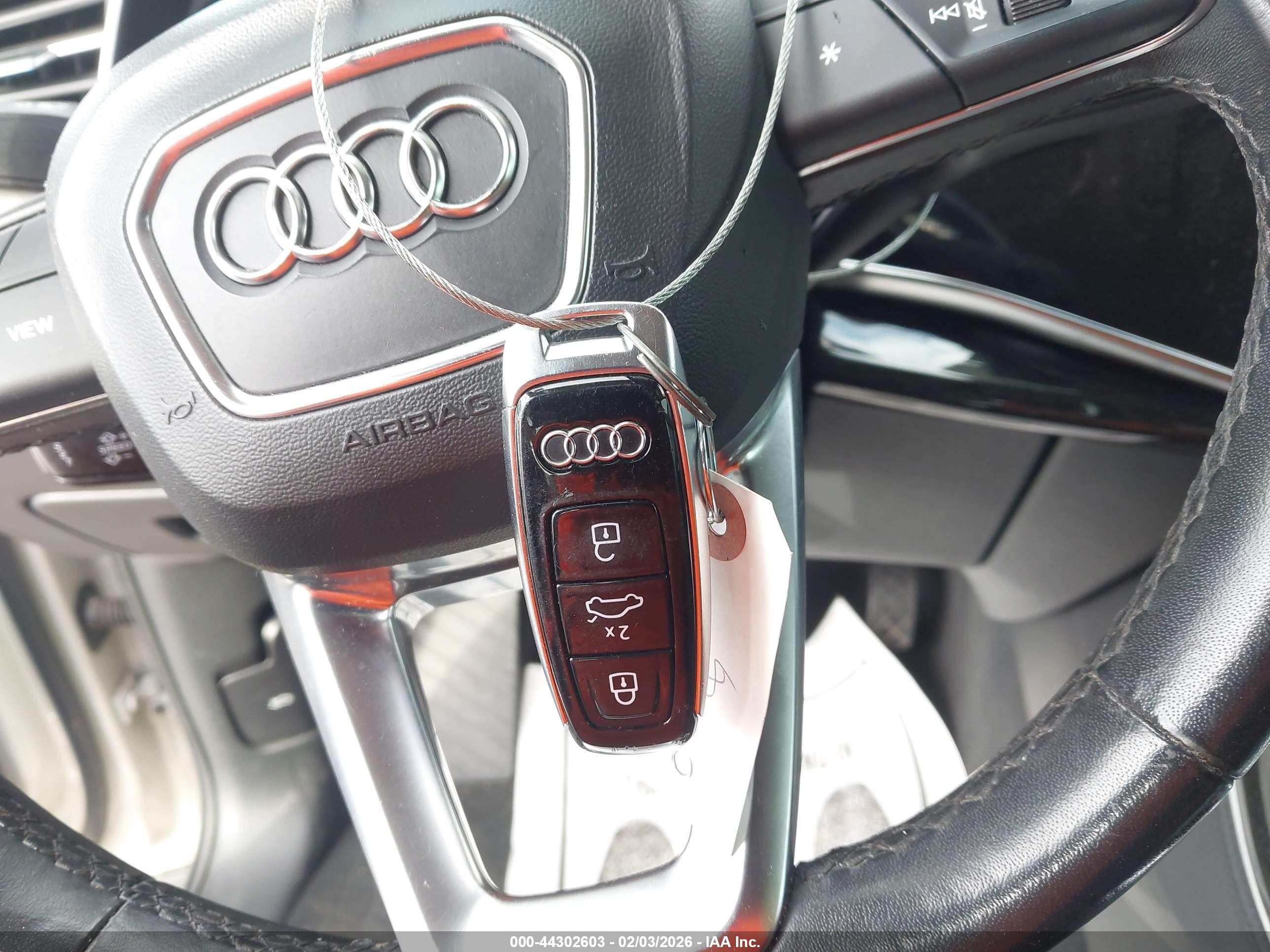 AUDI Q7 image 11