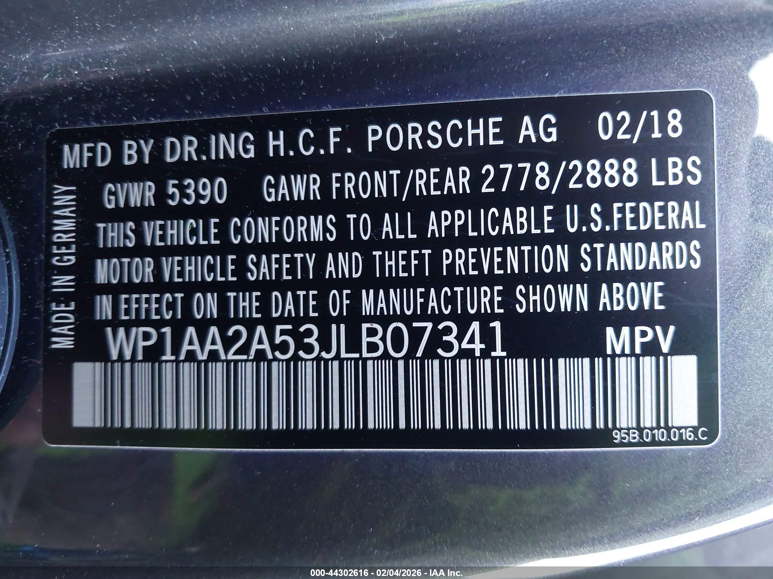 PORSCHE MACAN image 9