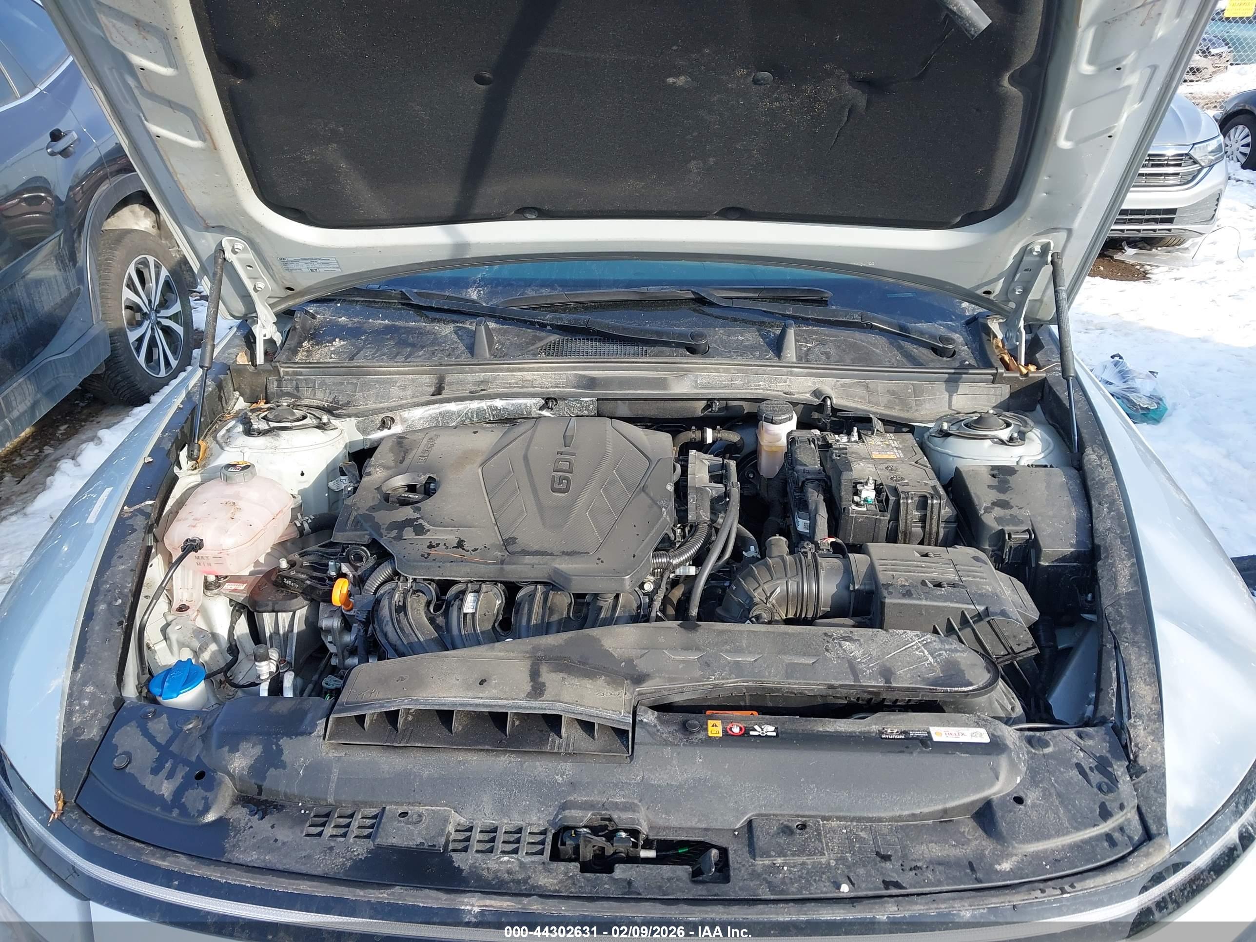 HYUNDAI SONATA image 10