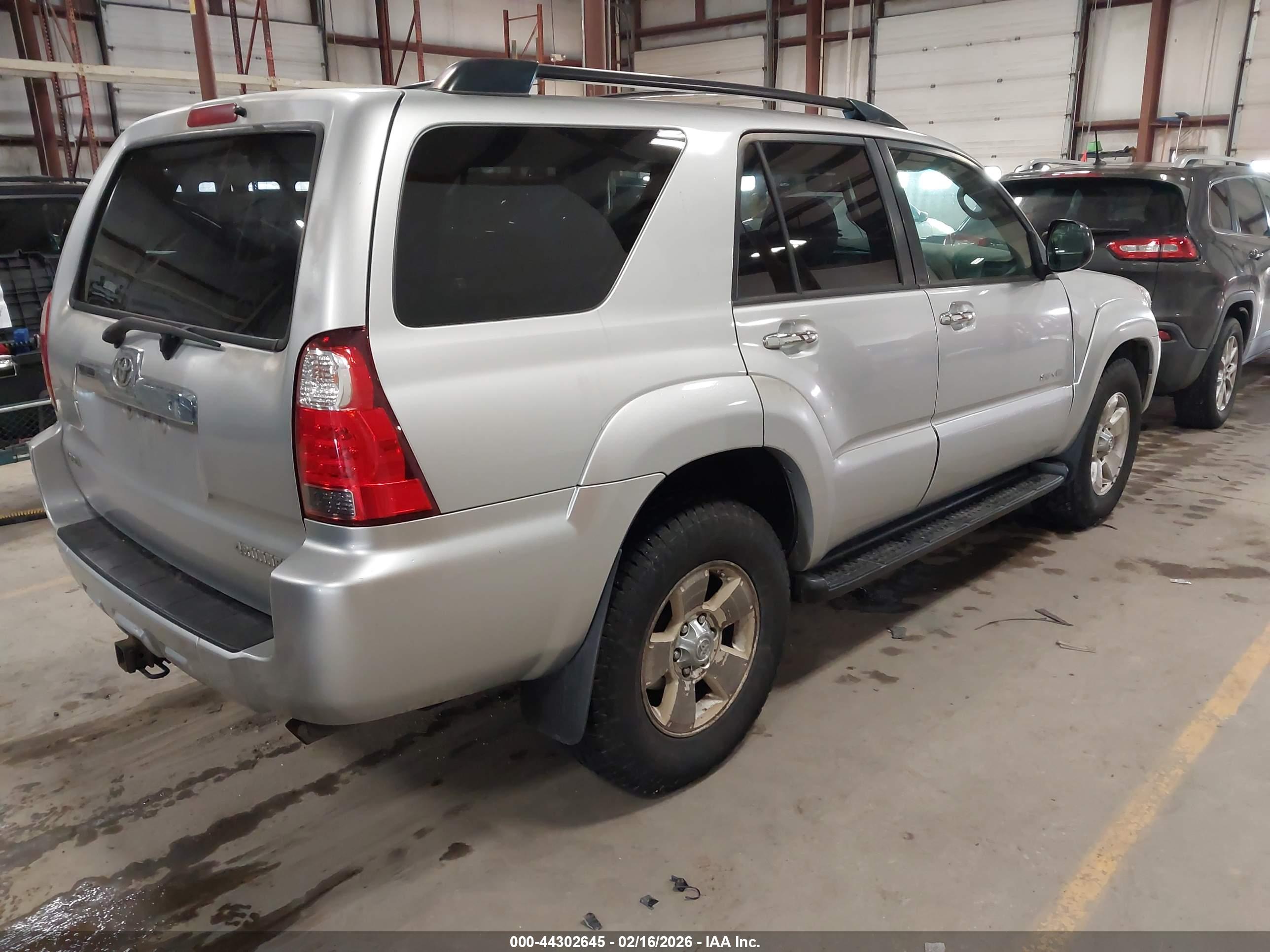TOYOTA 4RUNNER image 4