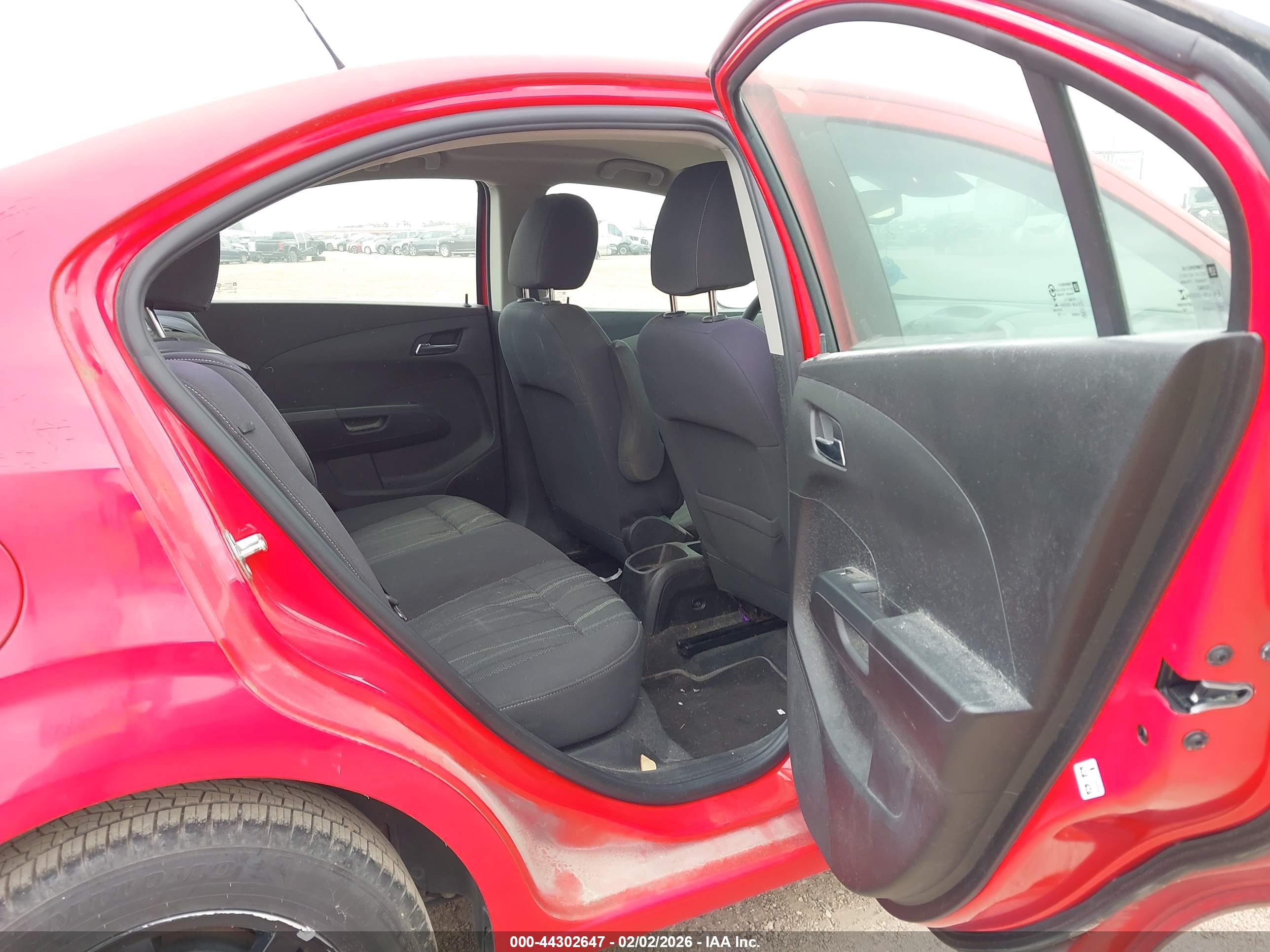 CHEVROLET SONIC image 8