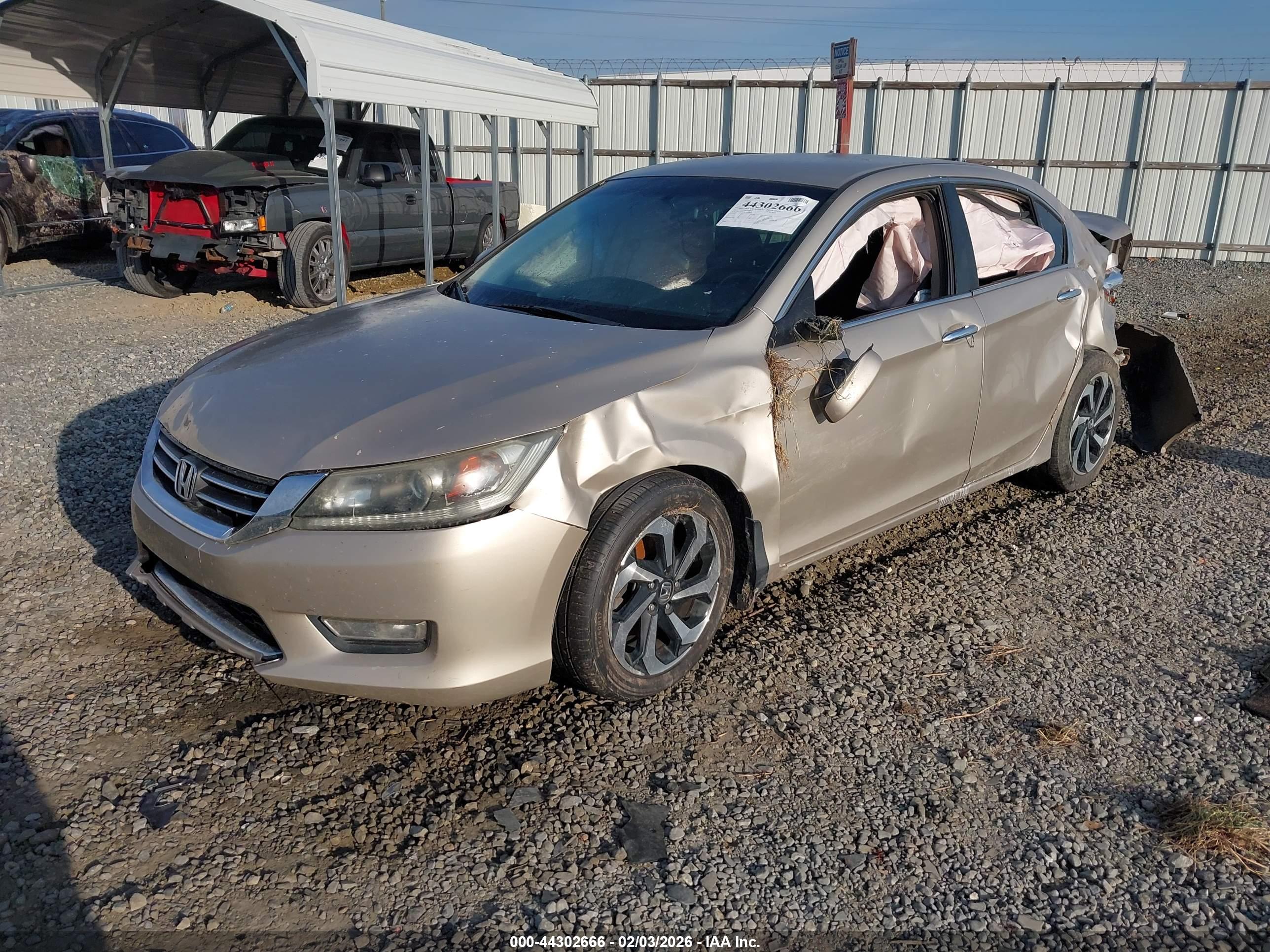 HONDA ACCORD image 2