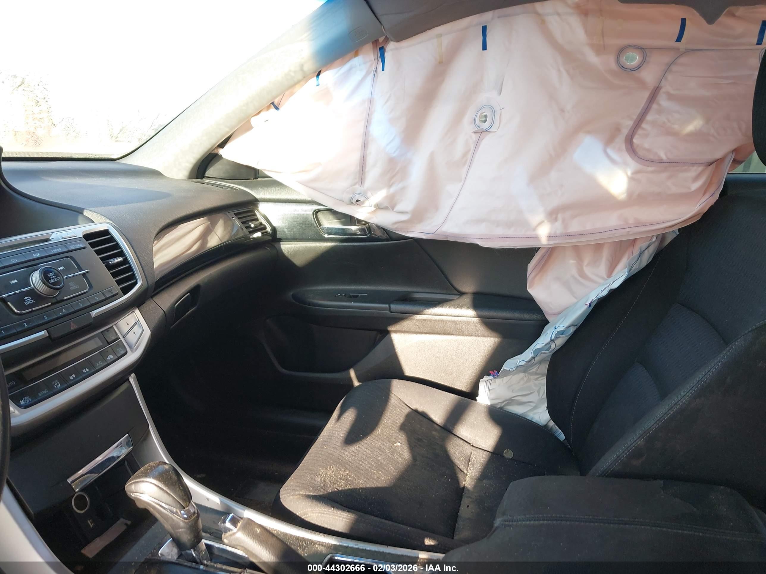 HONDA ACCORD image 5