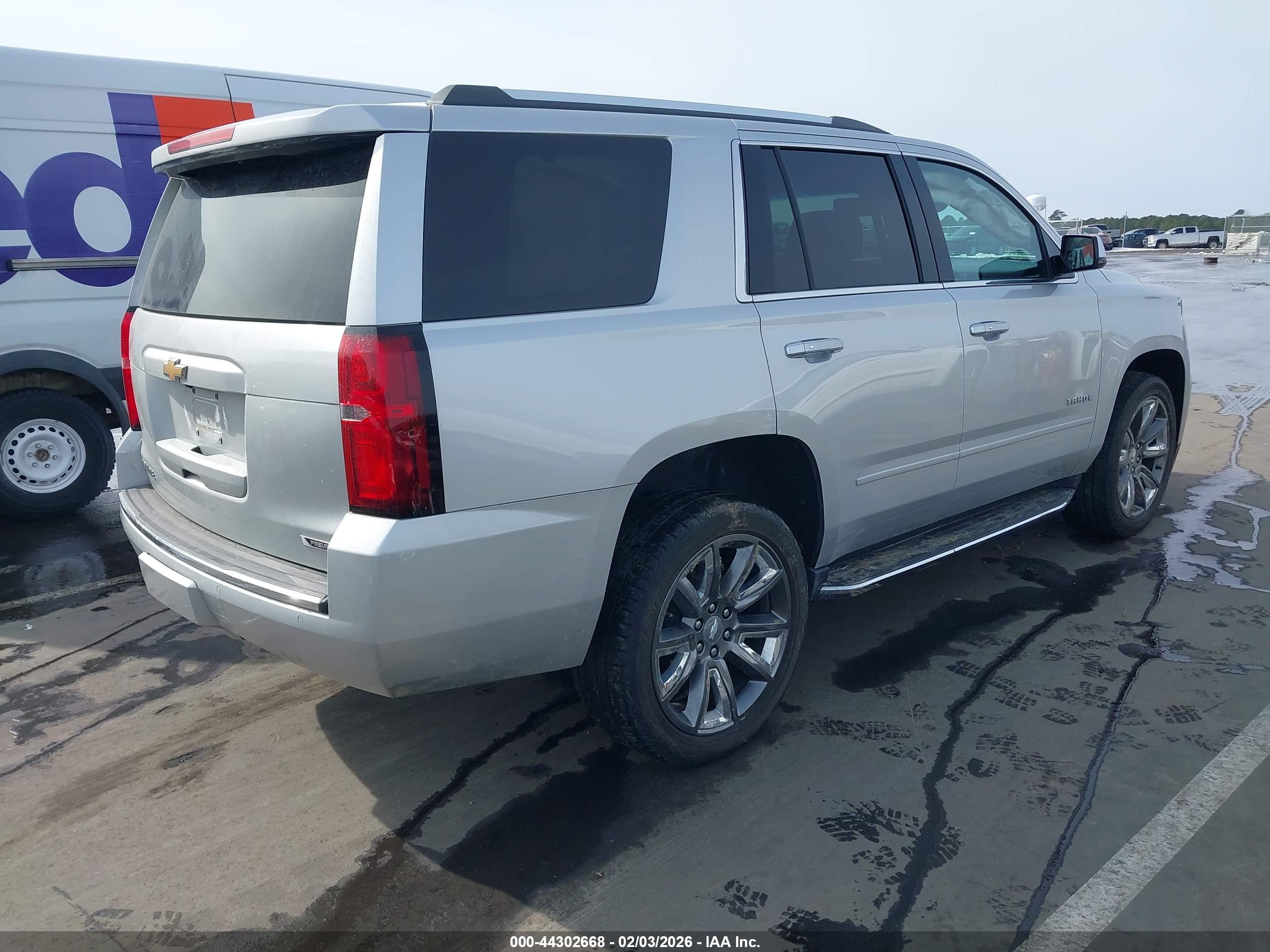 CHEVROLET TAHOE image 4