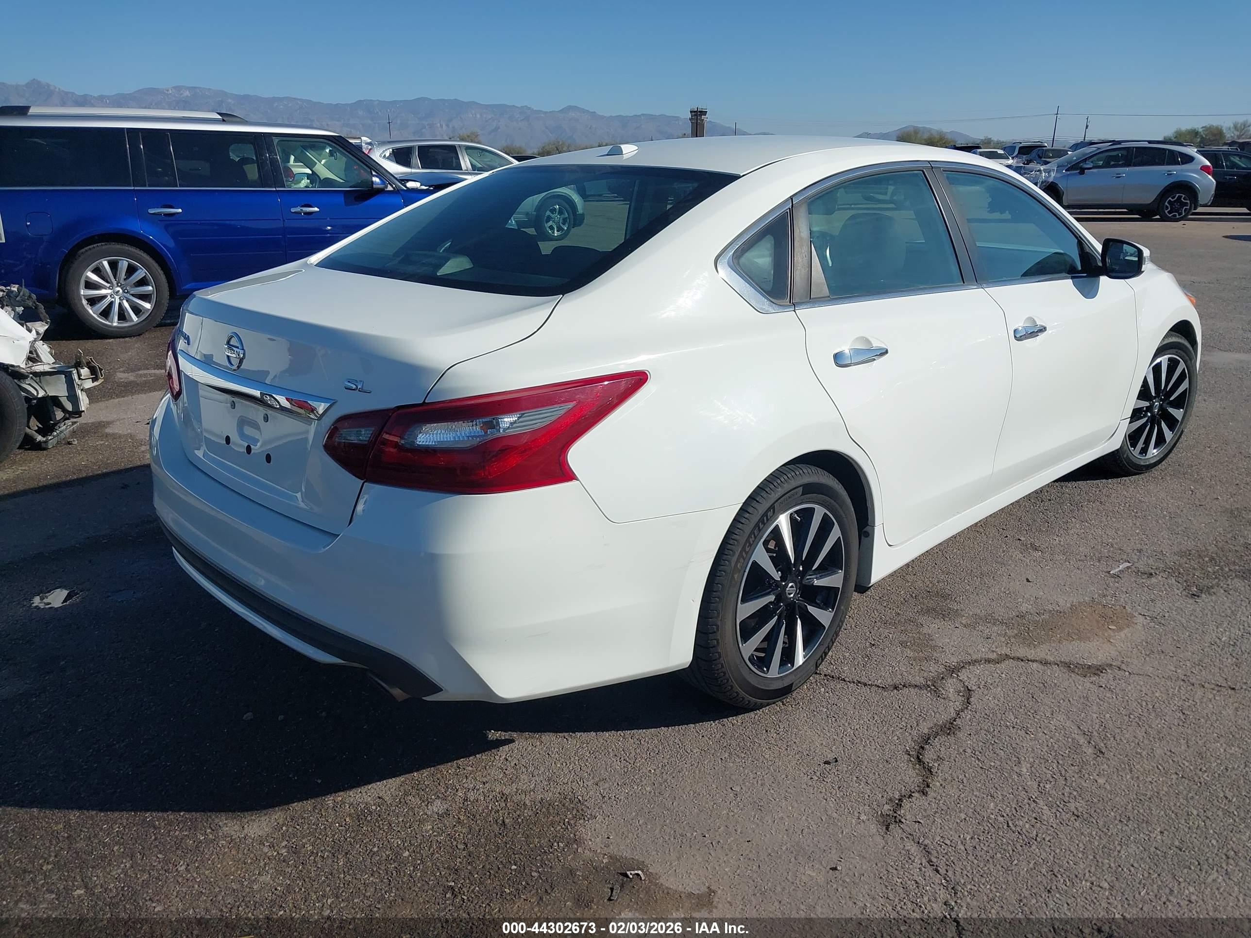 NISSAN ALTIMA image 4