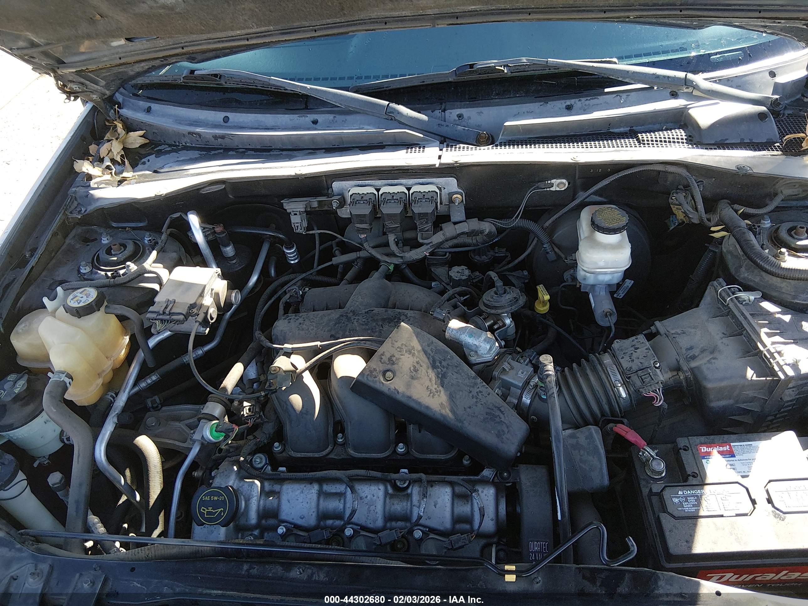 FORD ESCAPE image 10