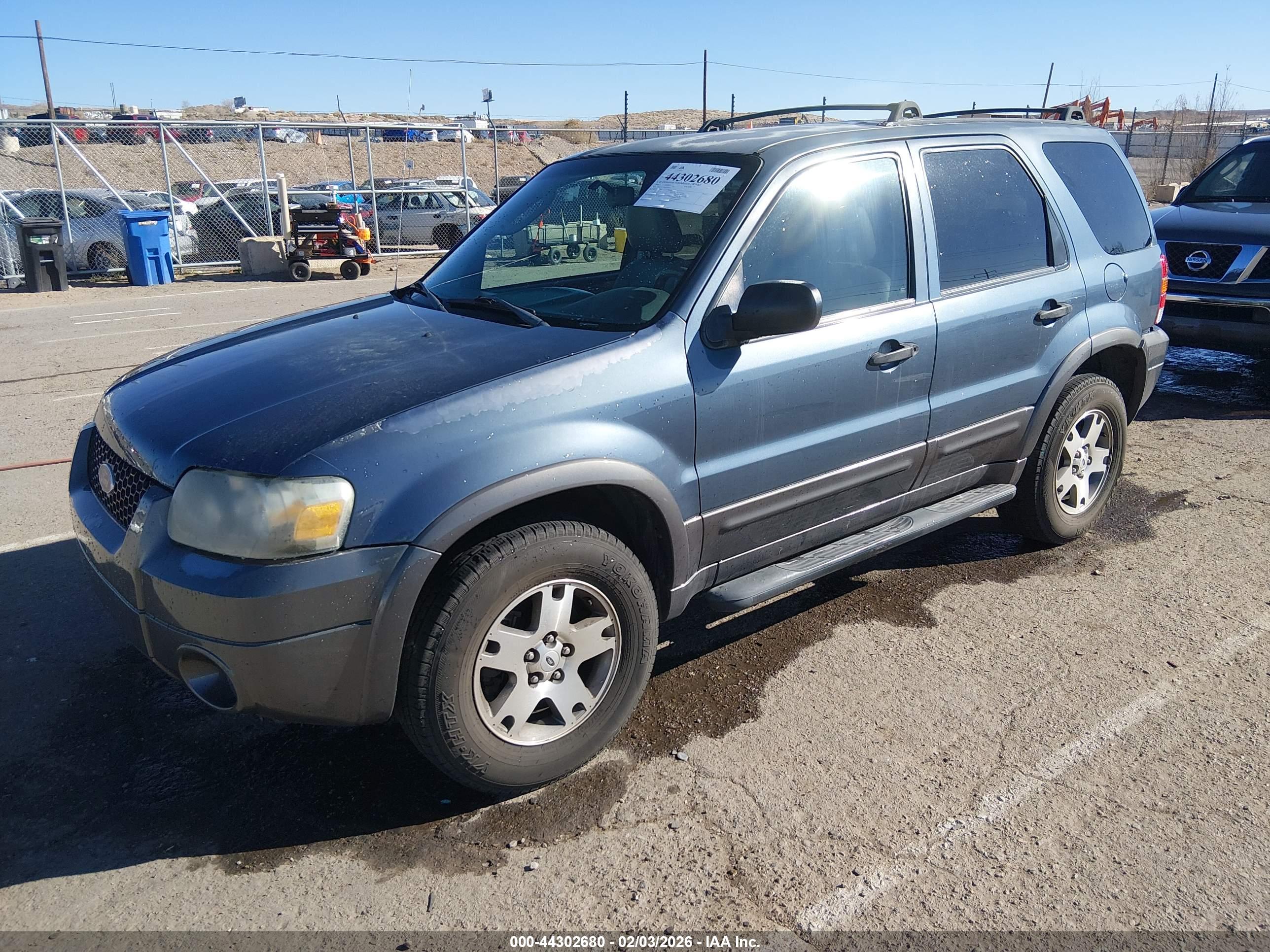 FORD ESCAPE image 2