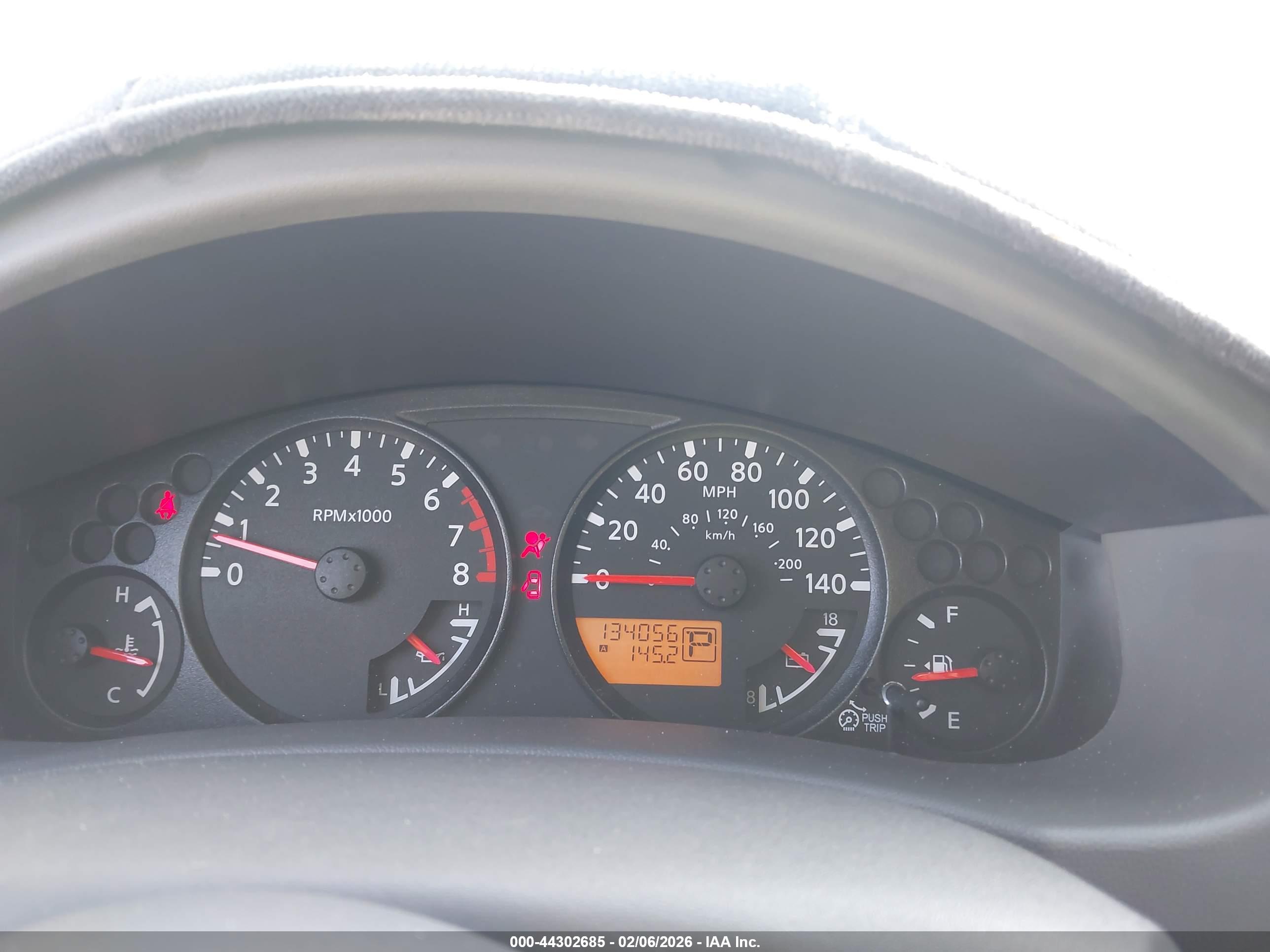 NISSAN FRONTIER image 7