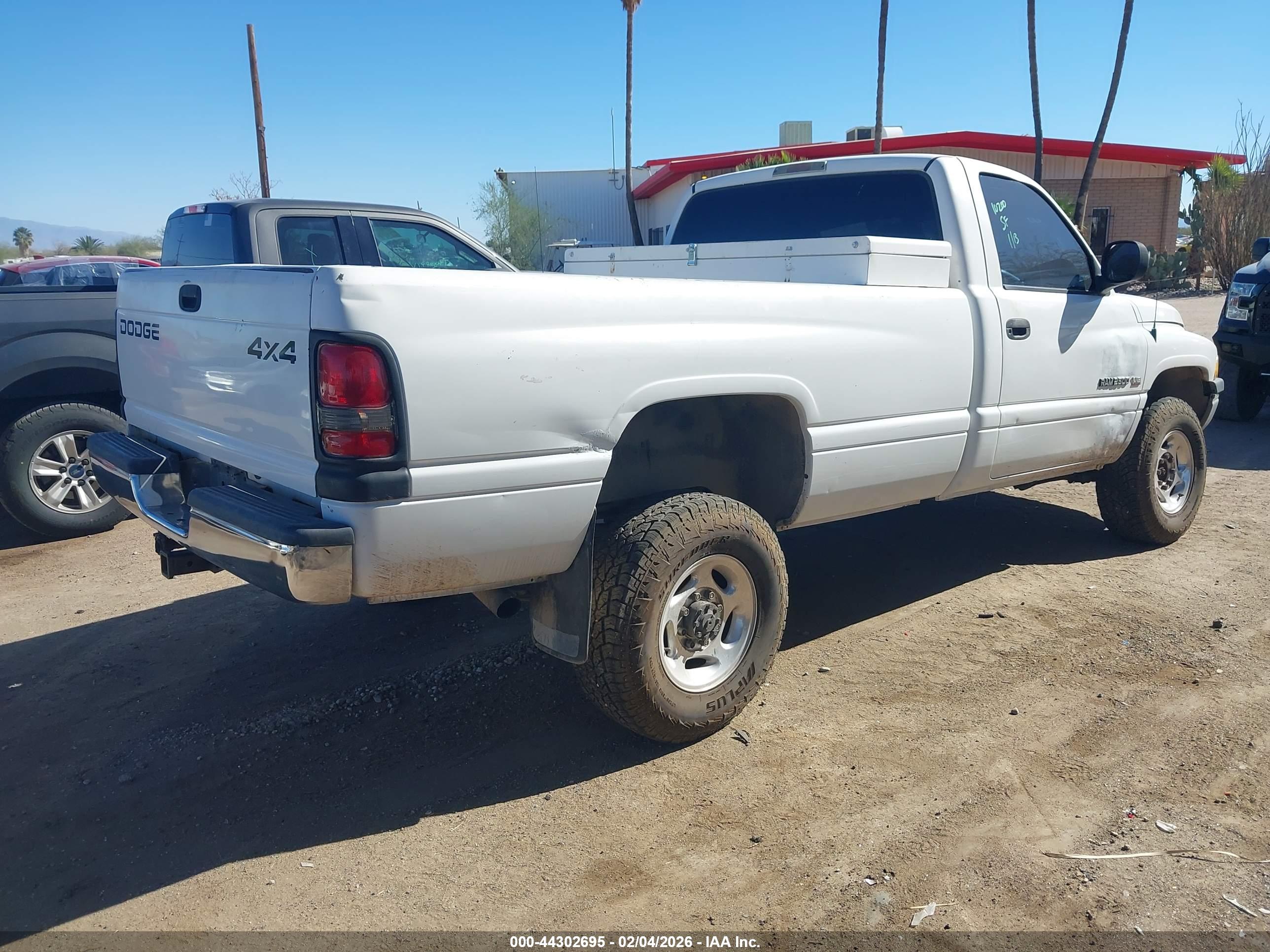 DODGE RAM image 4