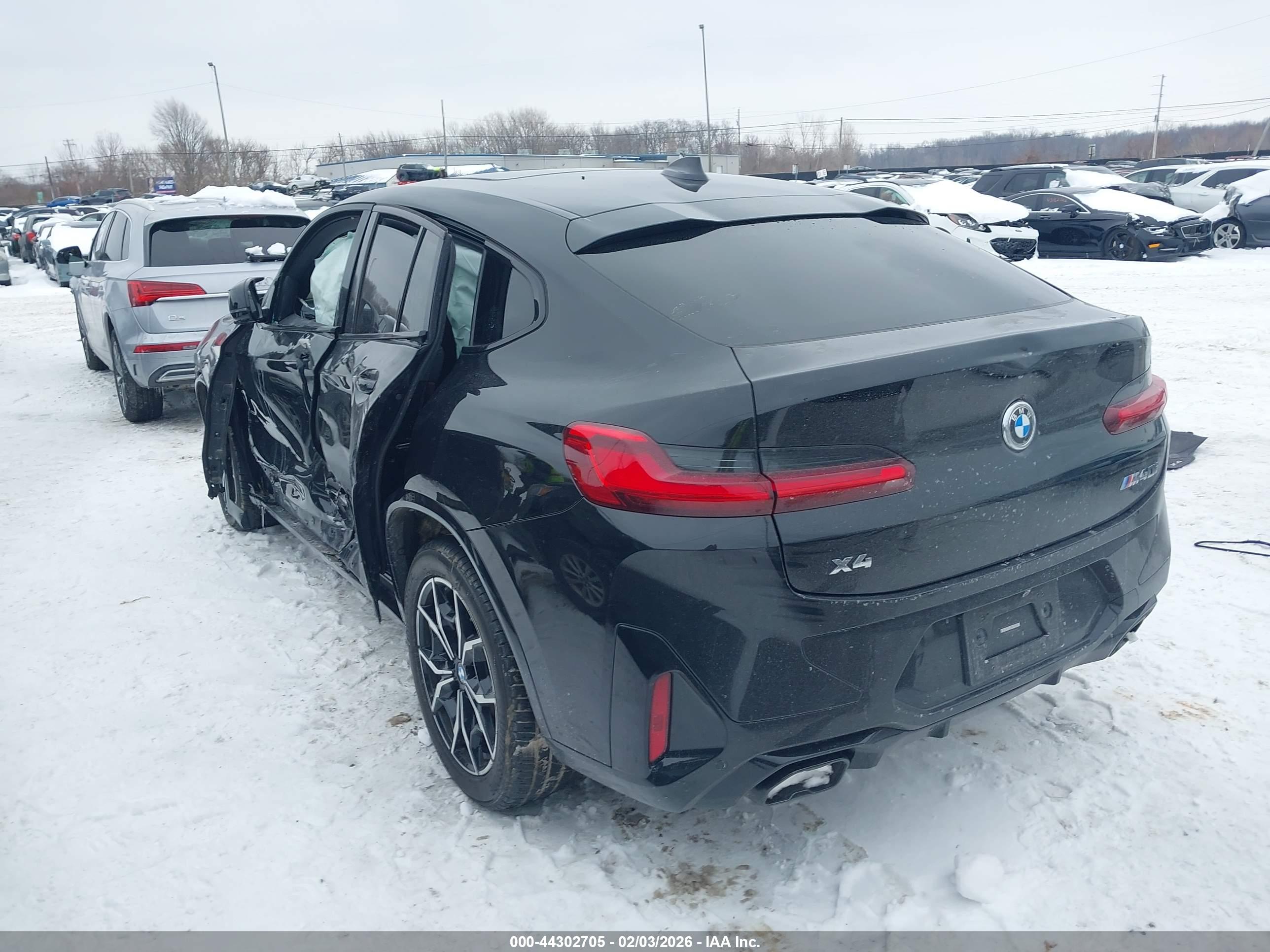 BMW X4 image 3