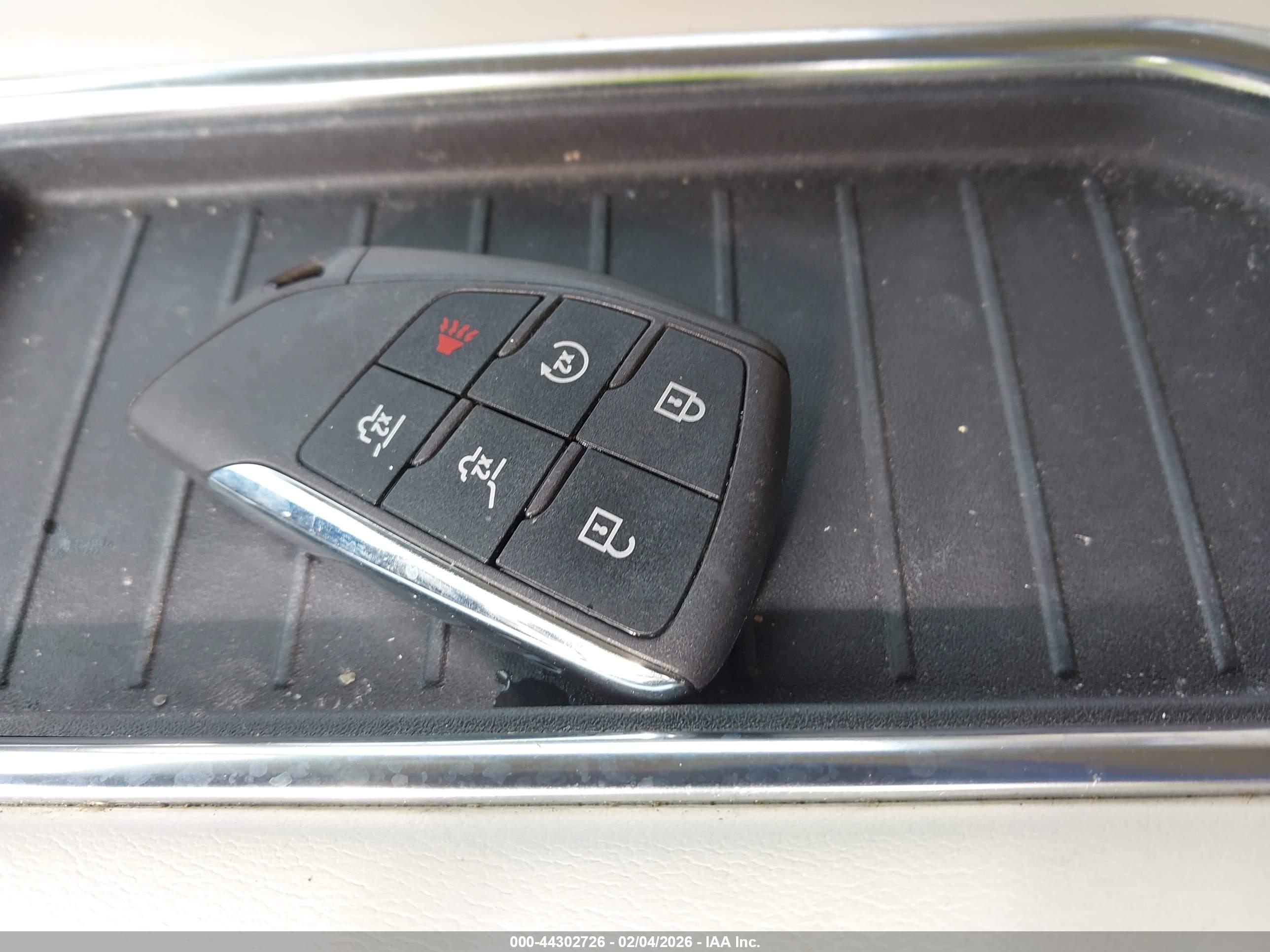 GMC YUKON image 11