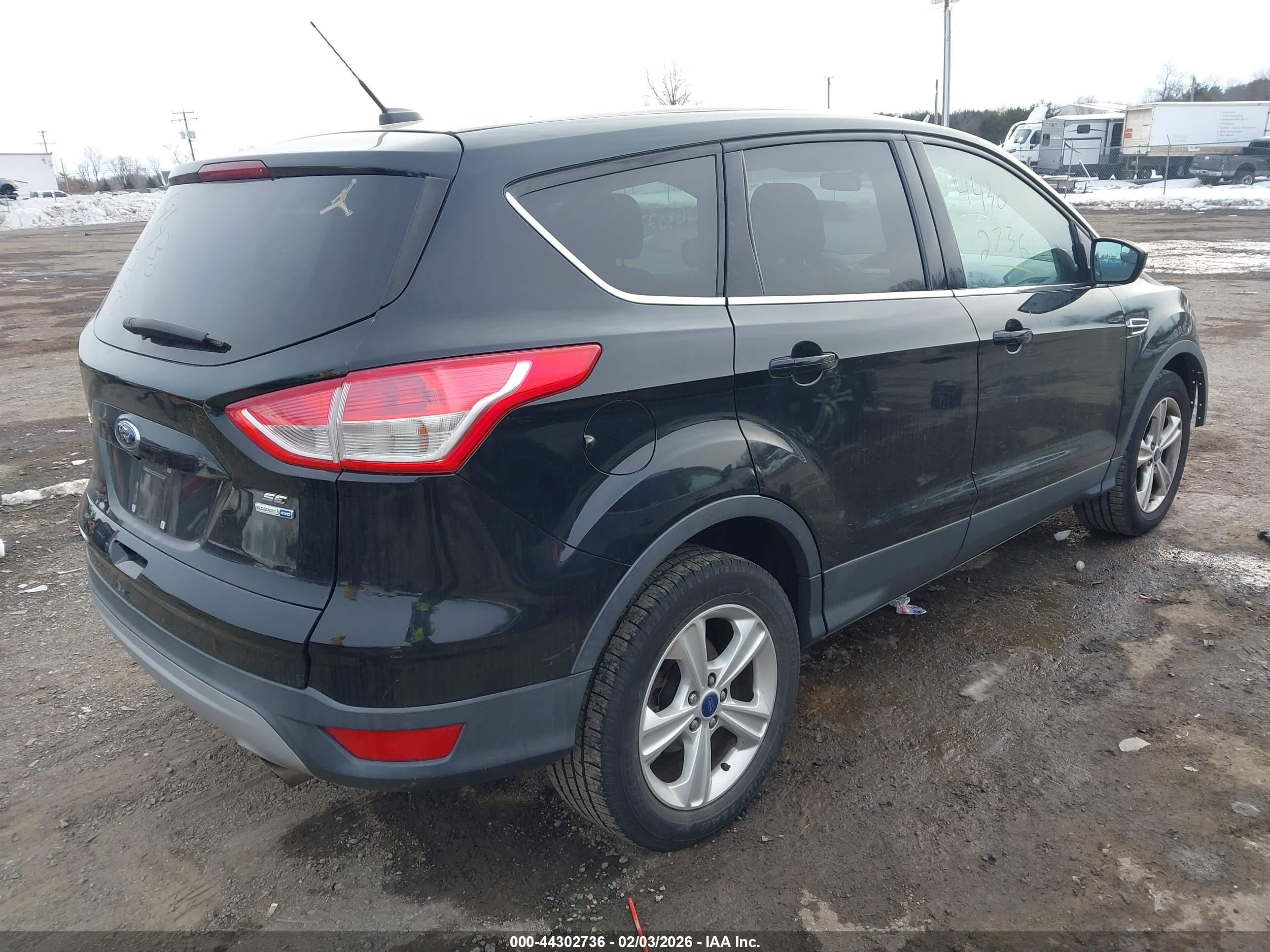 FORD ESCAPE image 4
