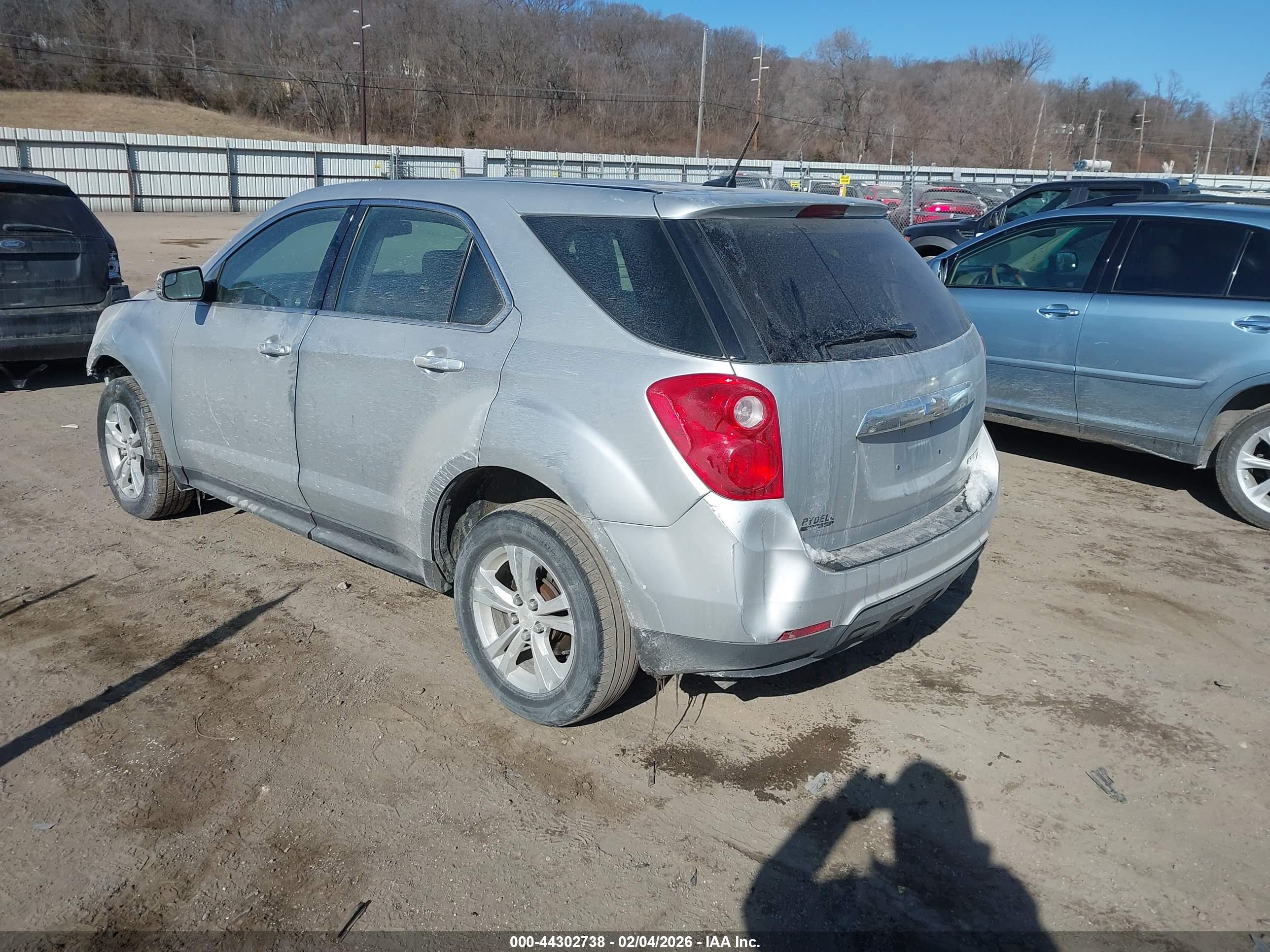 CHEVROLET EQUINOX image 3