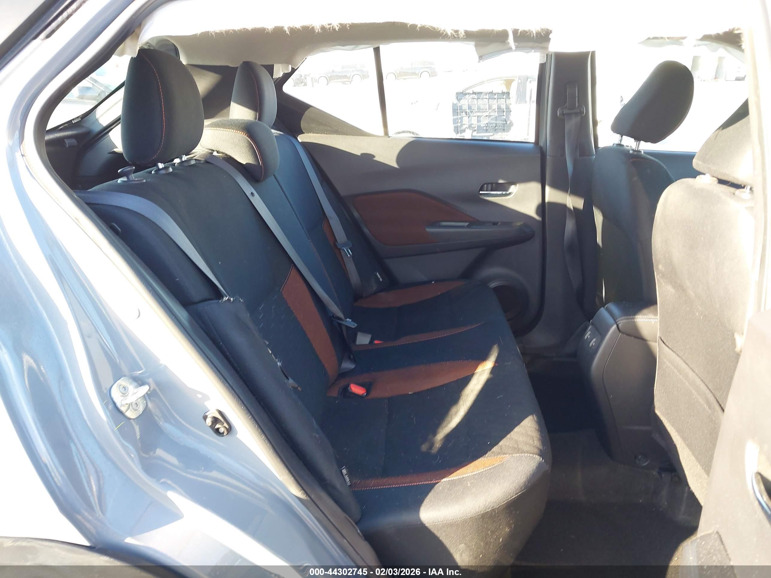 NISSAN KICKS image 8