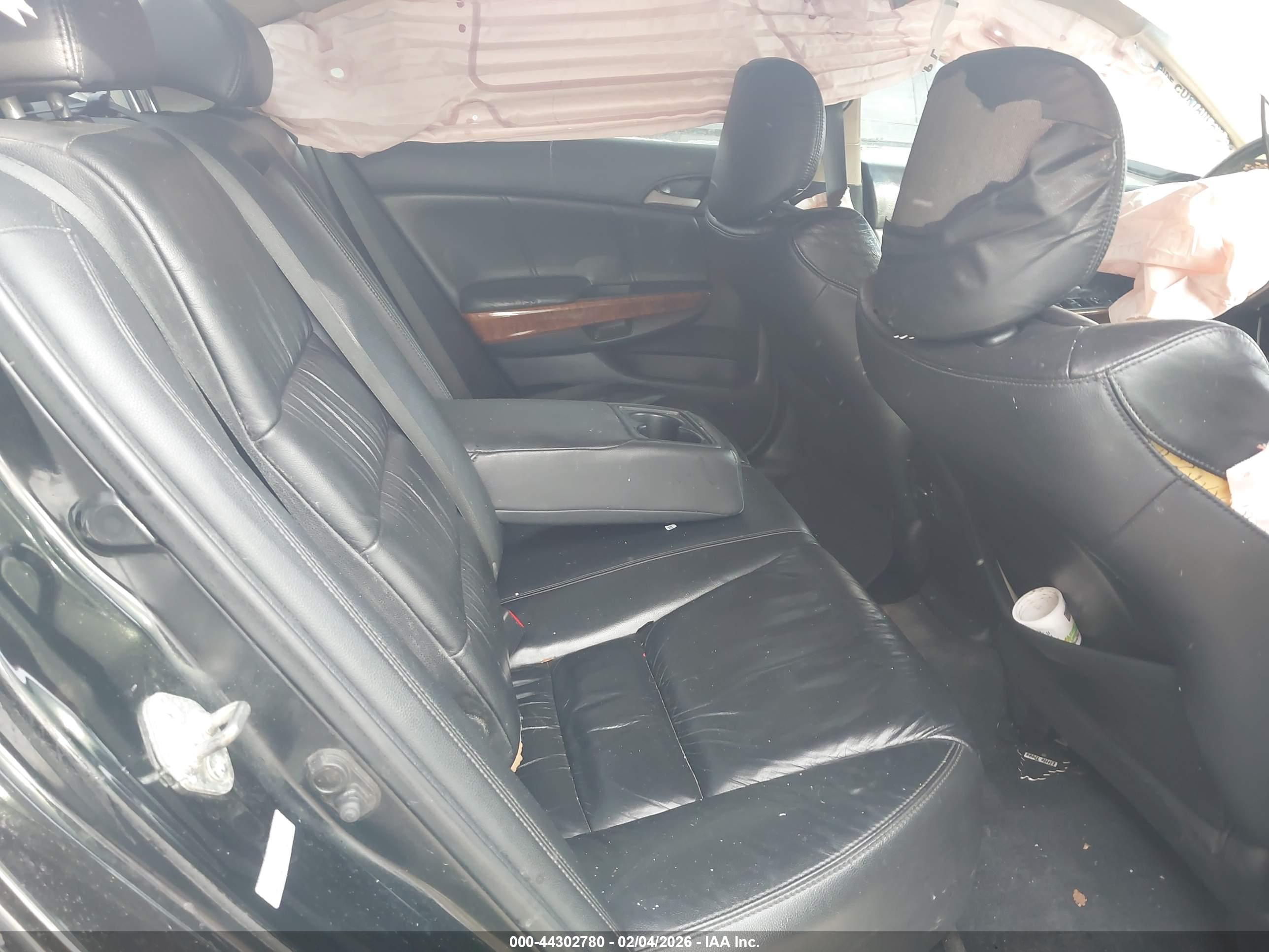 HONDA ACCORD image 8