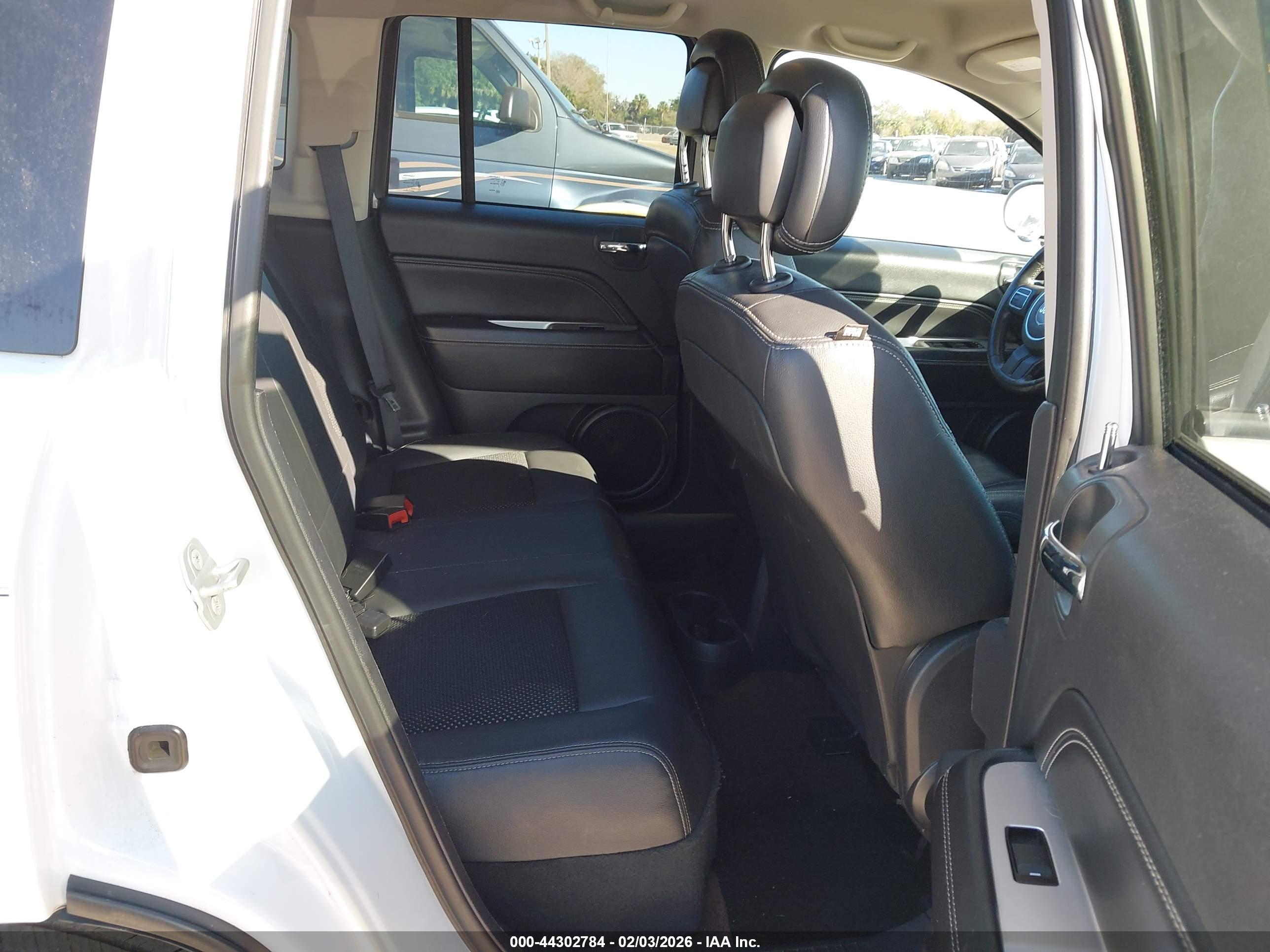 JEEP COMPASS image 8