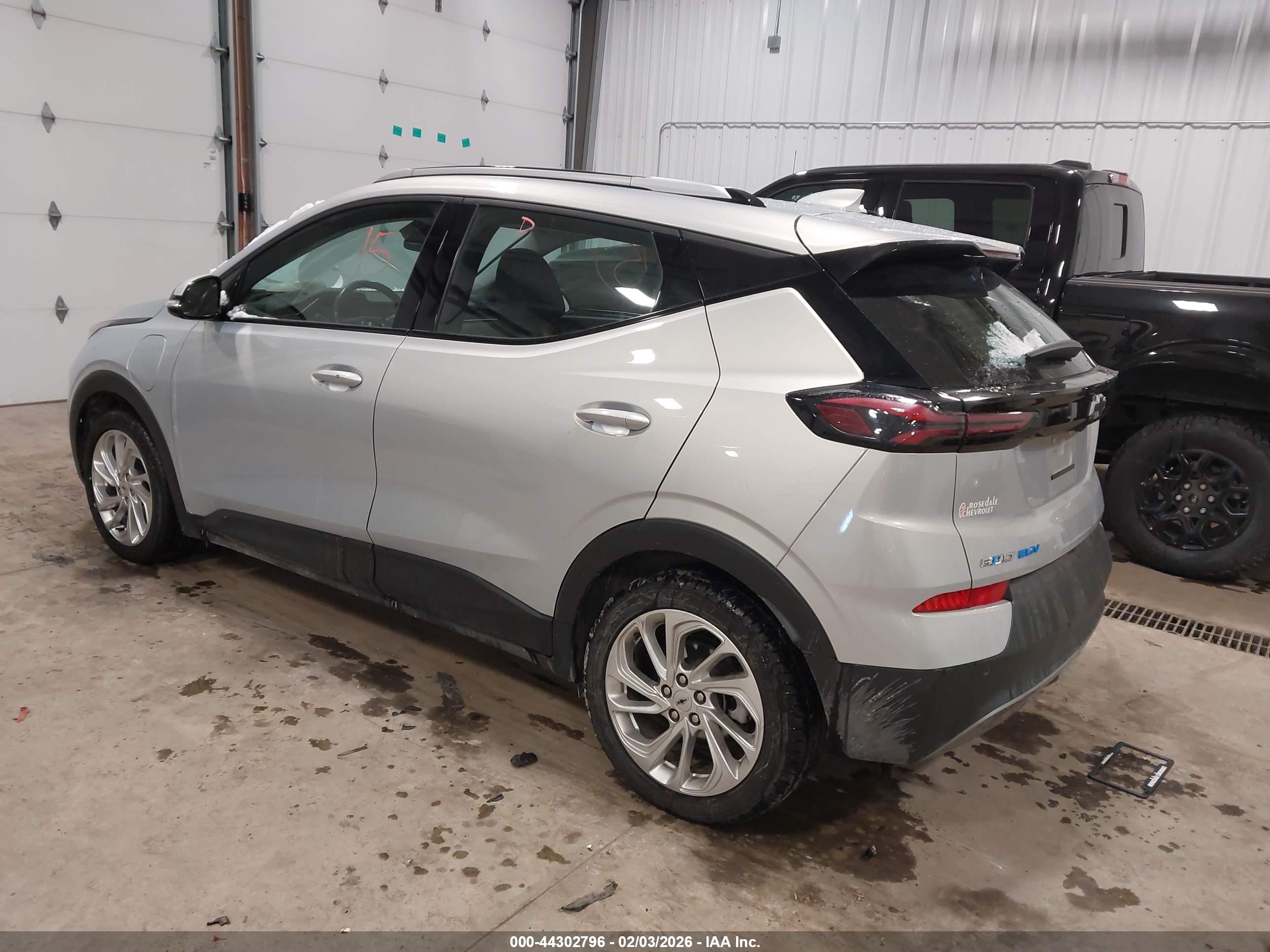 CHEVROLET BOLT image 3