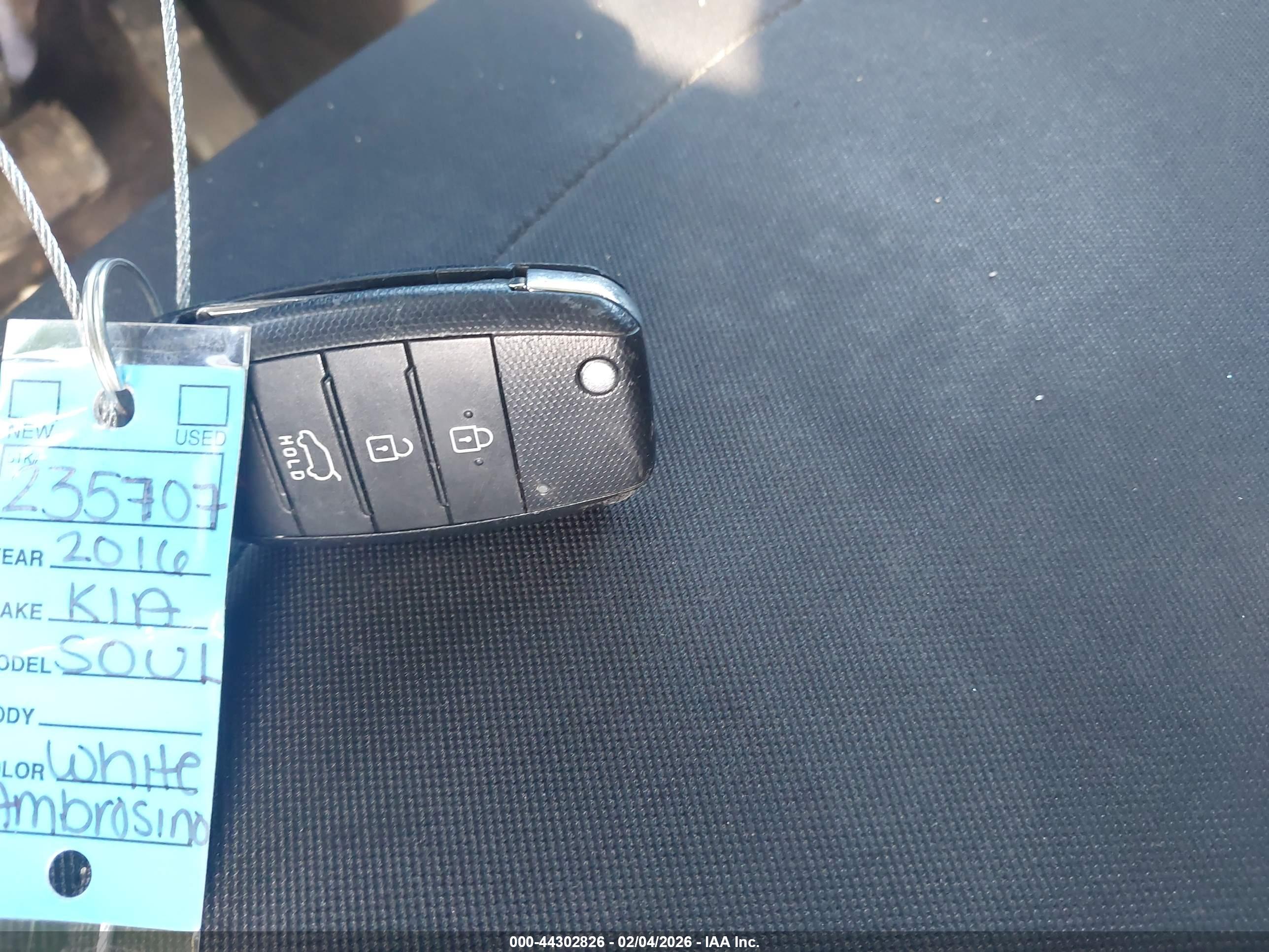 KIA SOUL image 11