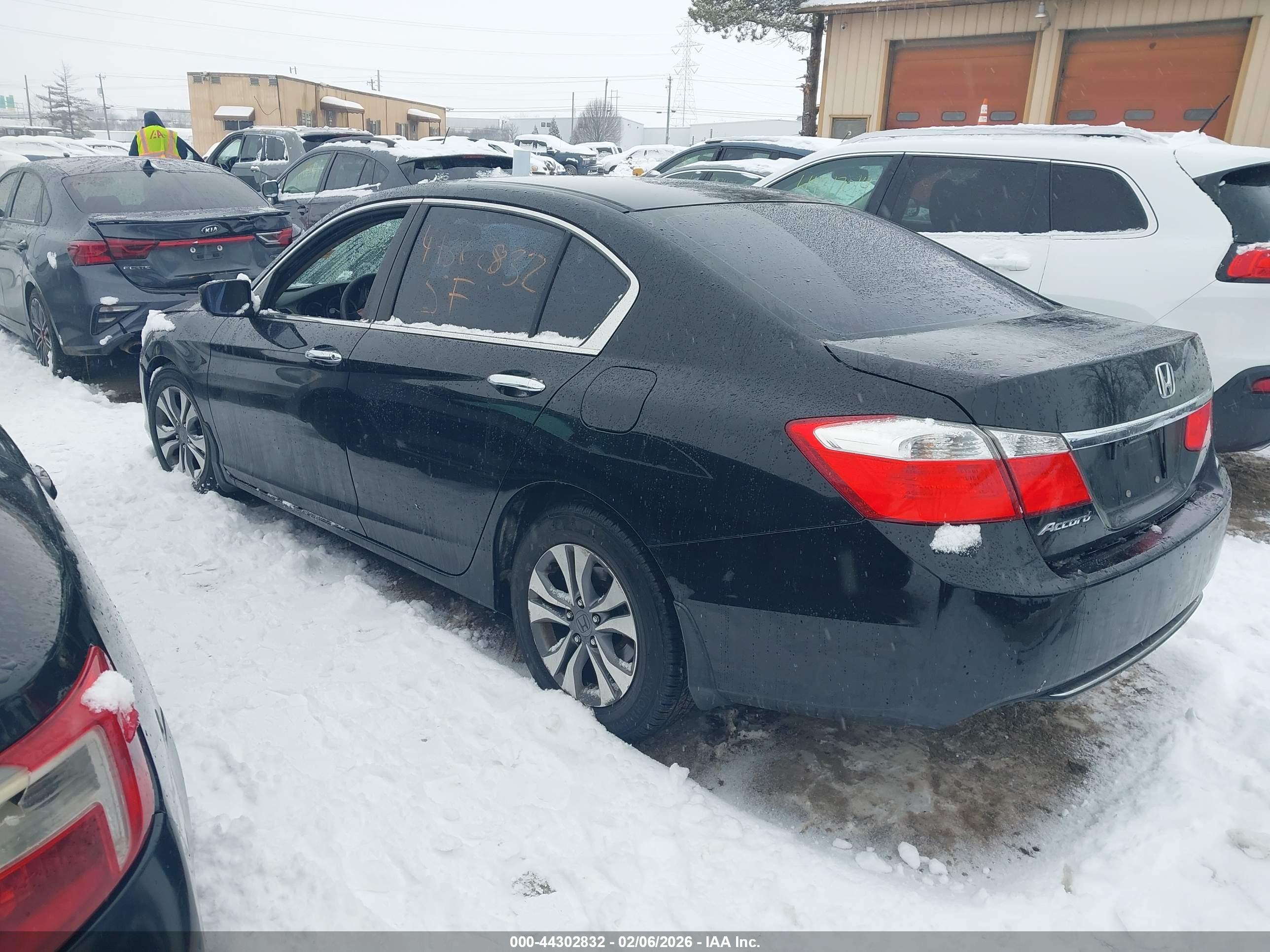 HONDA ACCORD image 3