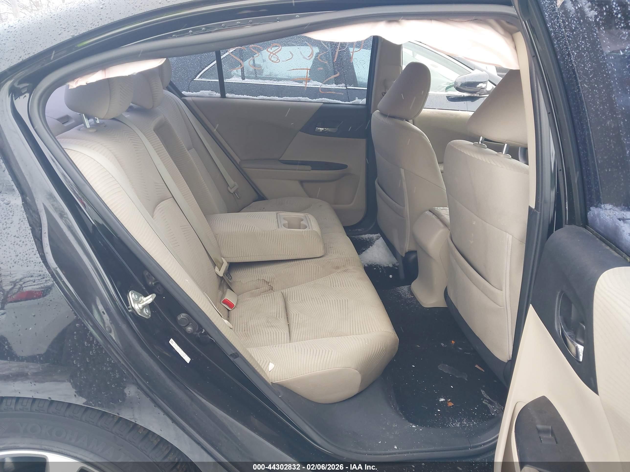 HONDA ACCORD image 8