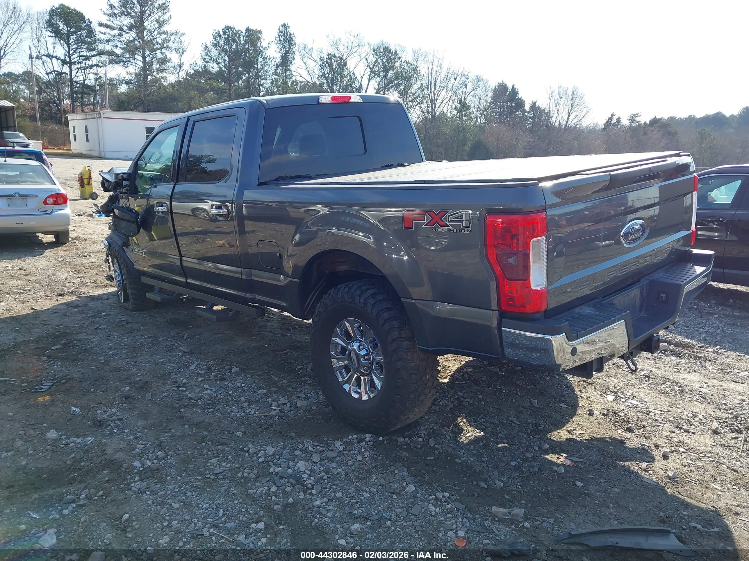 FORD F-250 image 3
