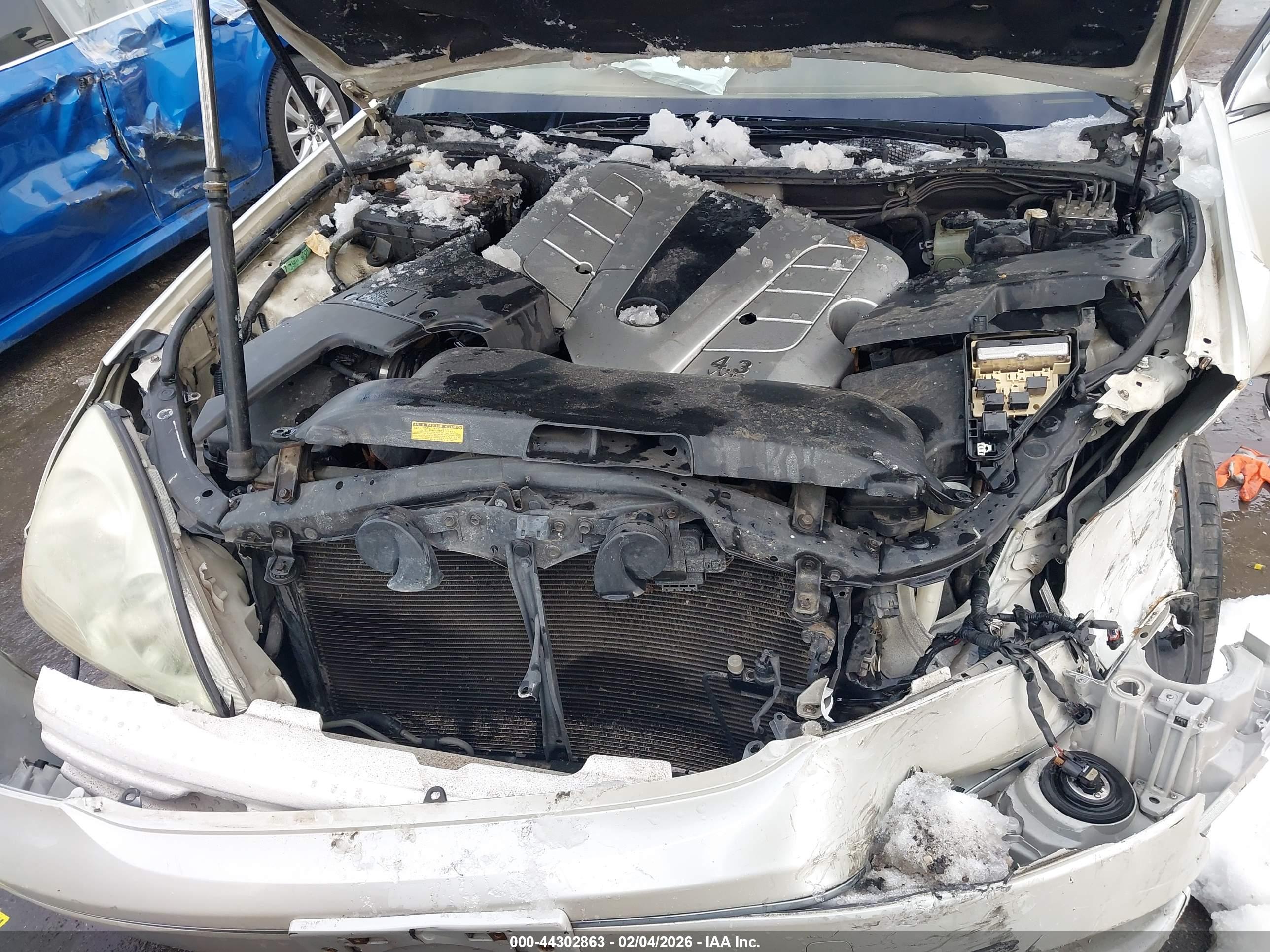 LEXUS LS image 10
