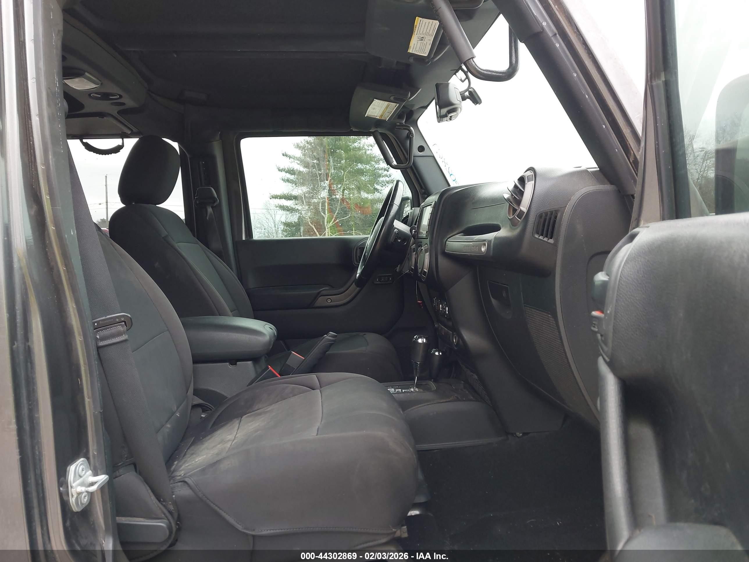 JEEP WRANGLER image 5