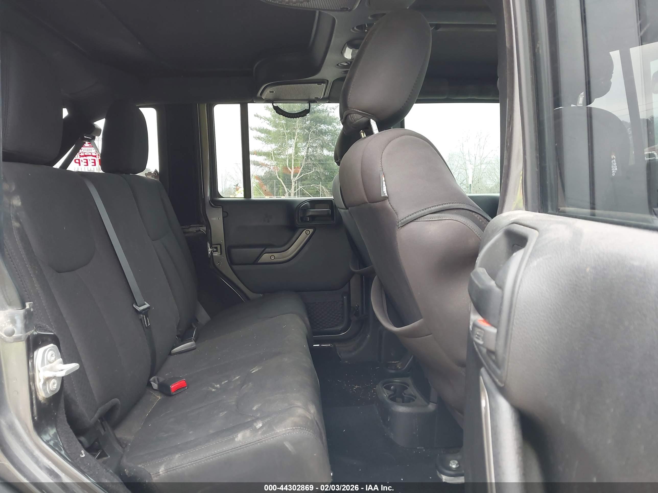 JEEP WRANGLER image 8