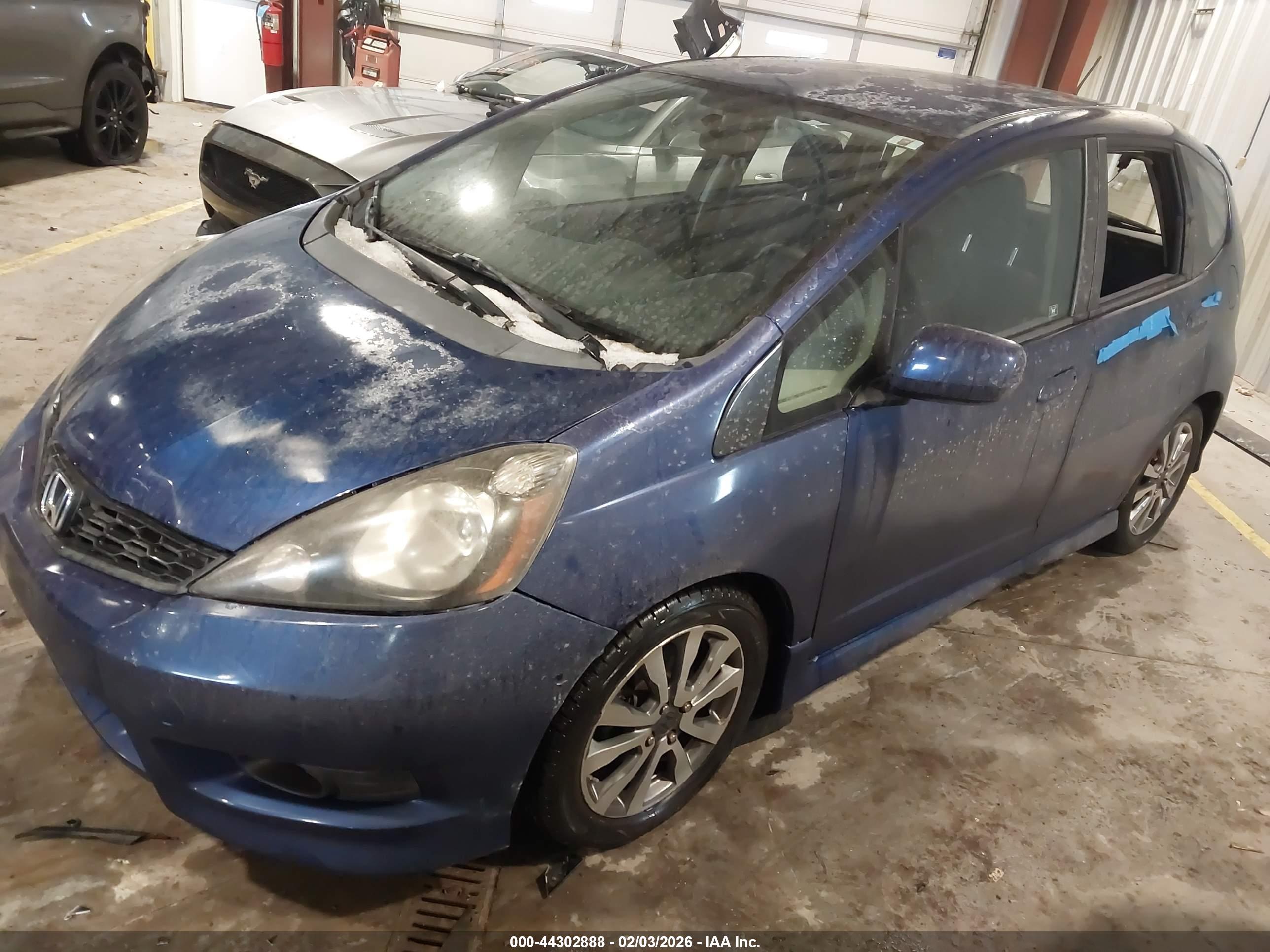 HONDA FIT image 2