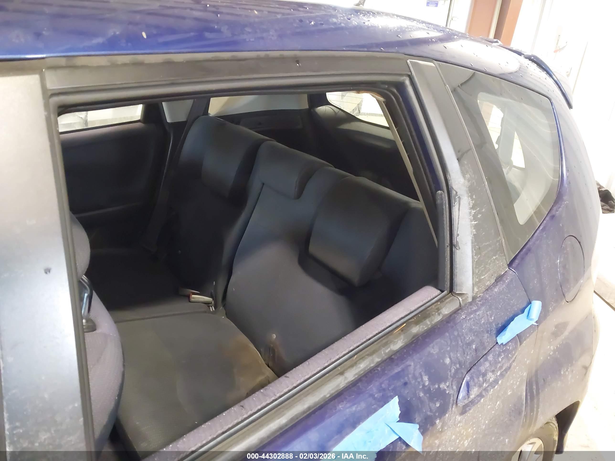 HONDA FIT image 6