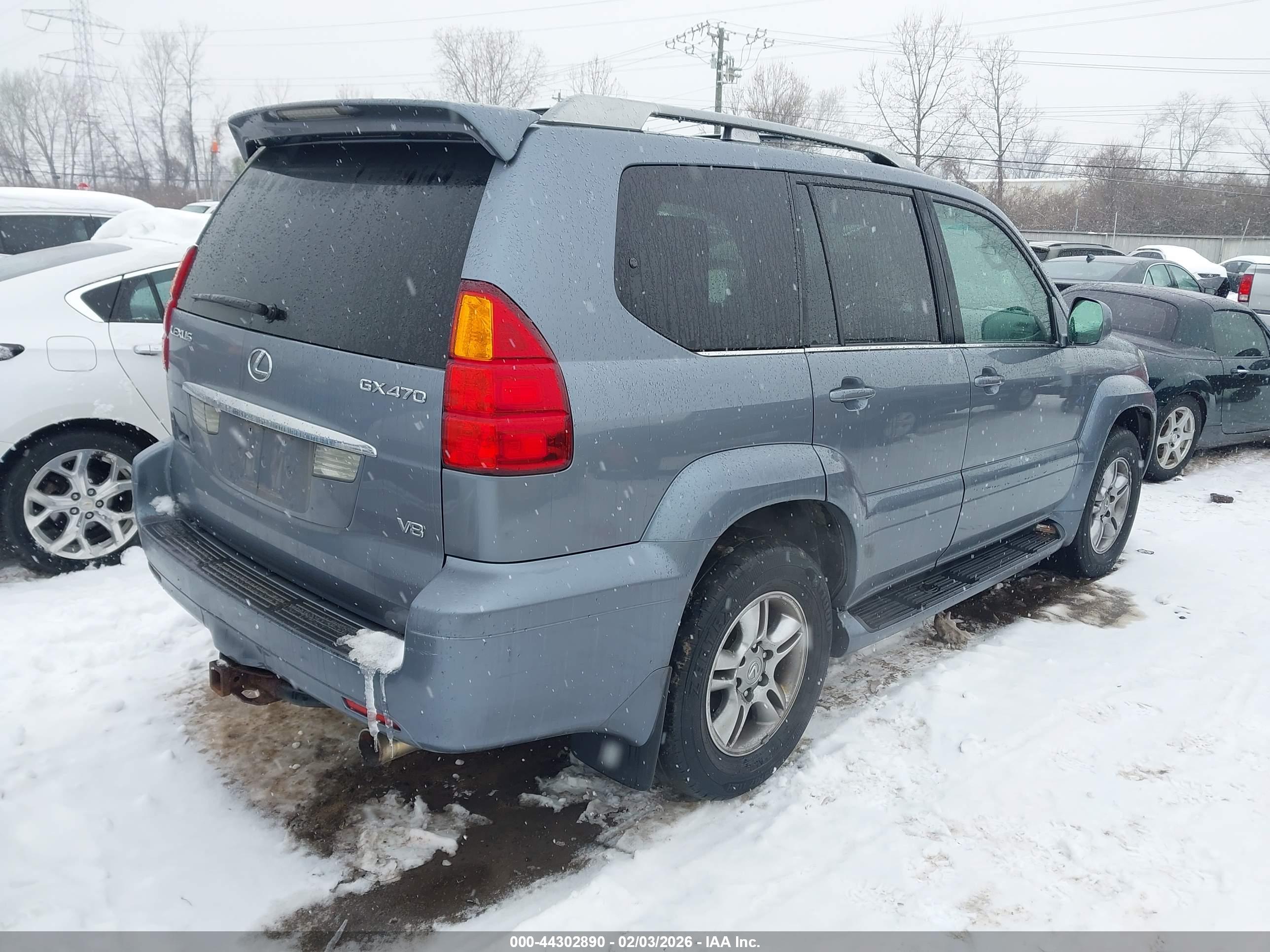 LEXUS GX image 4