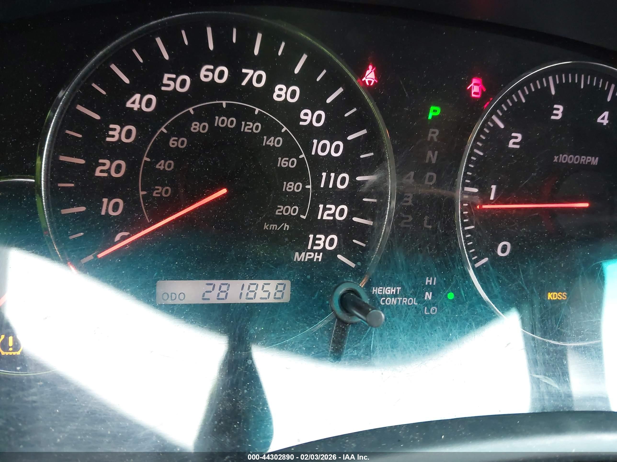 LEXUS GX image 7