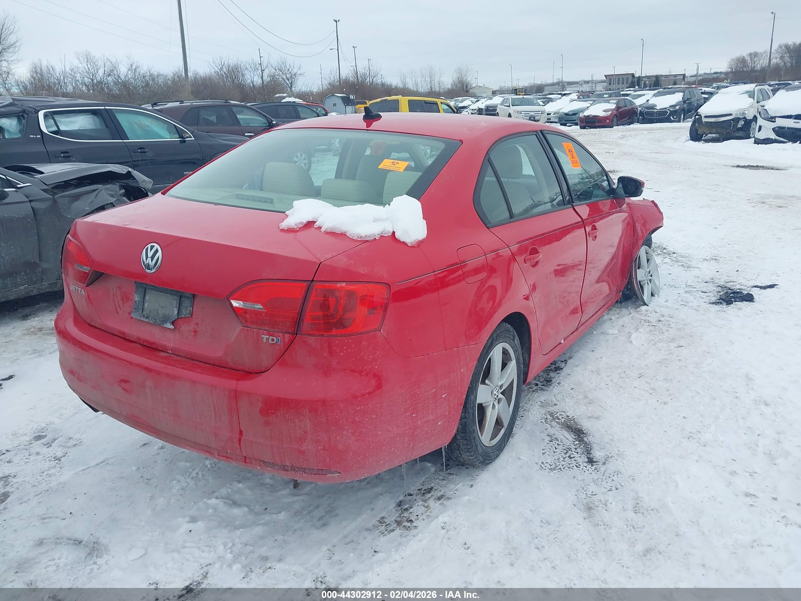VOLKSWAGEN JETTA image 4