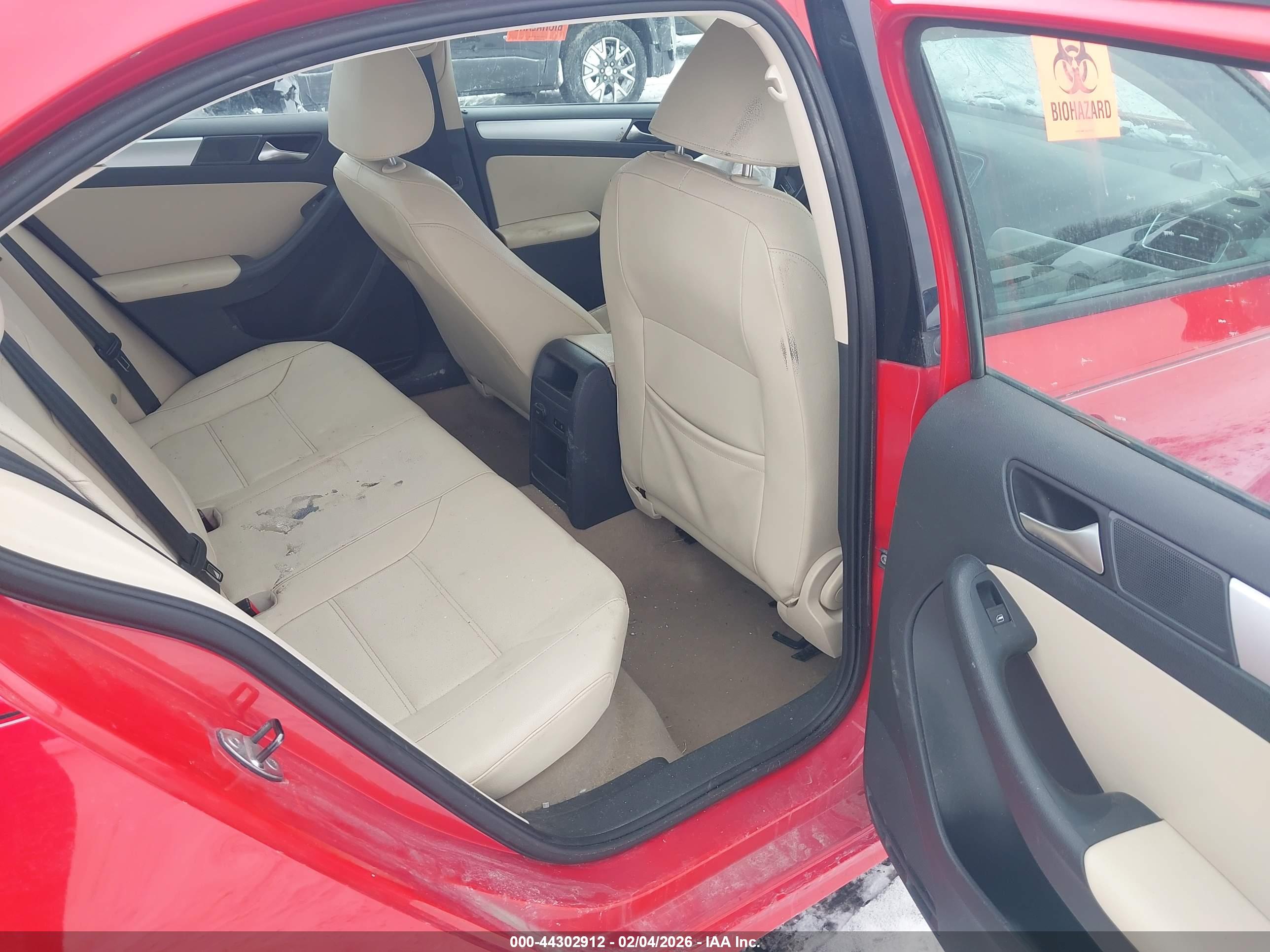 VOLKSWAGEN JETTA image 8