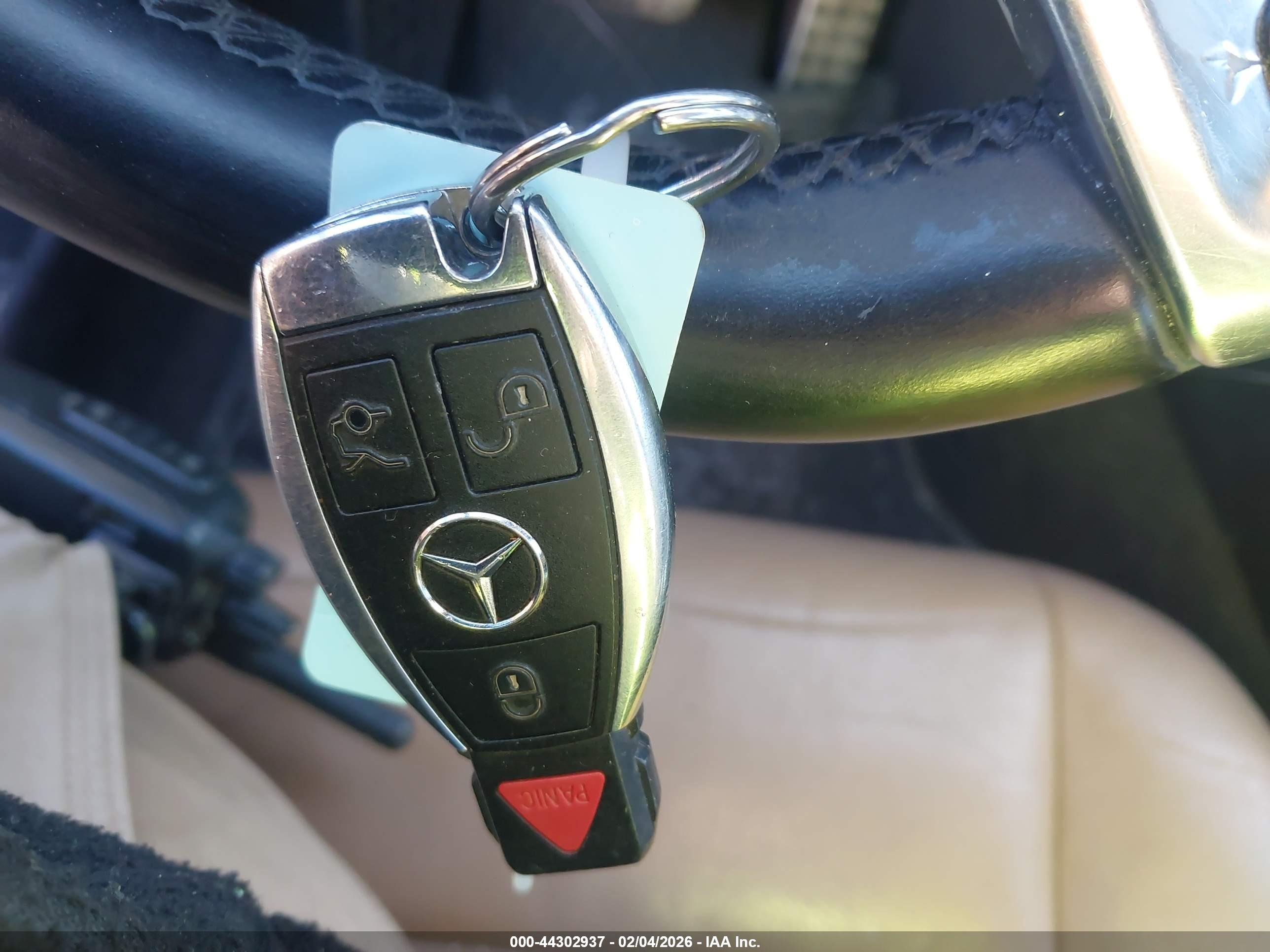 MERCEDES-BENZ C image 11