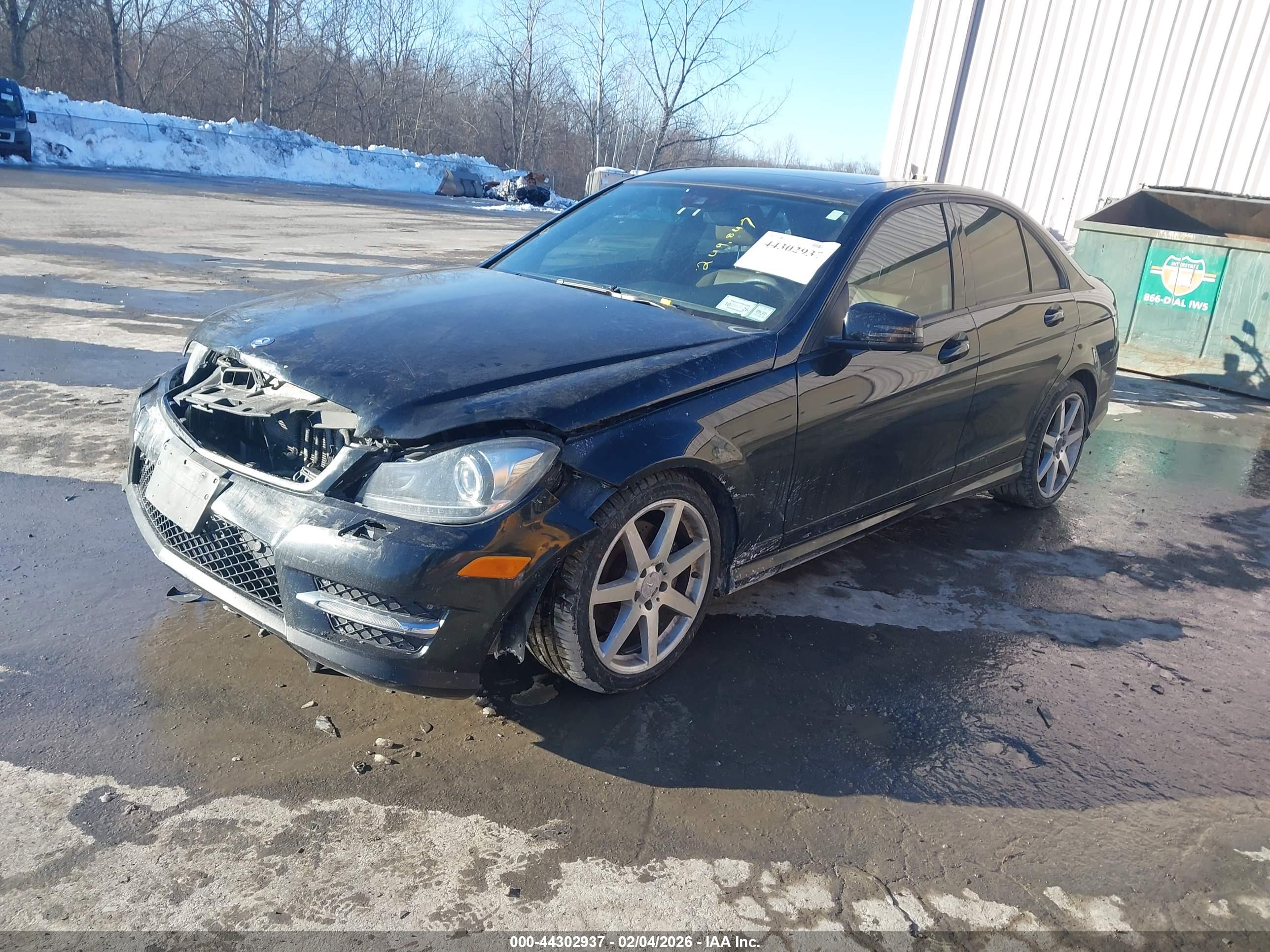 MERCEDES-BENZ C image 2