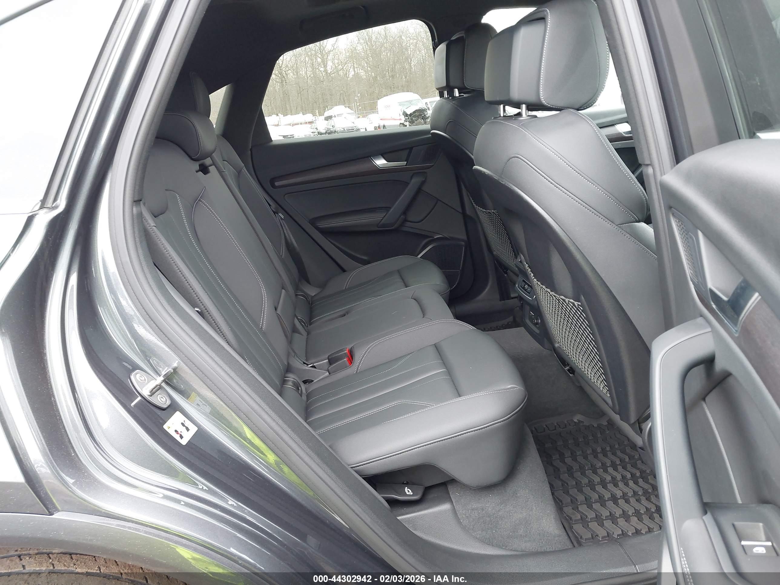 AUDI Q5 image 8