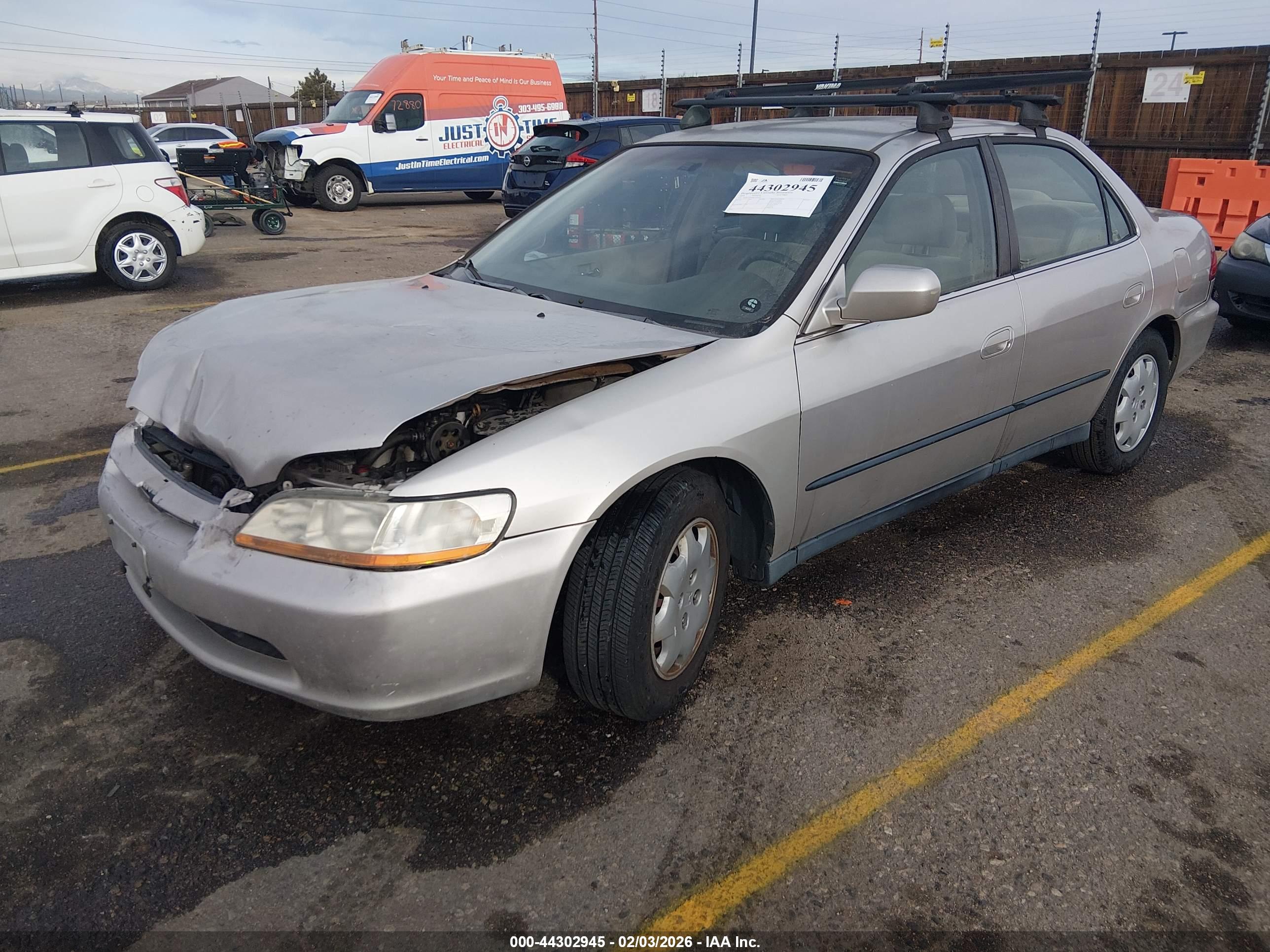 HONDA ACCORD image 2
