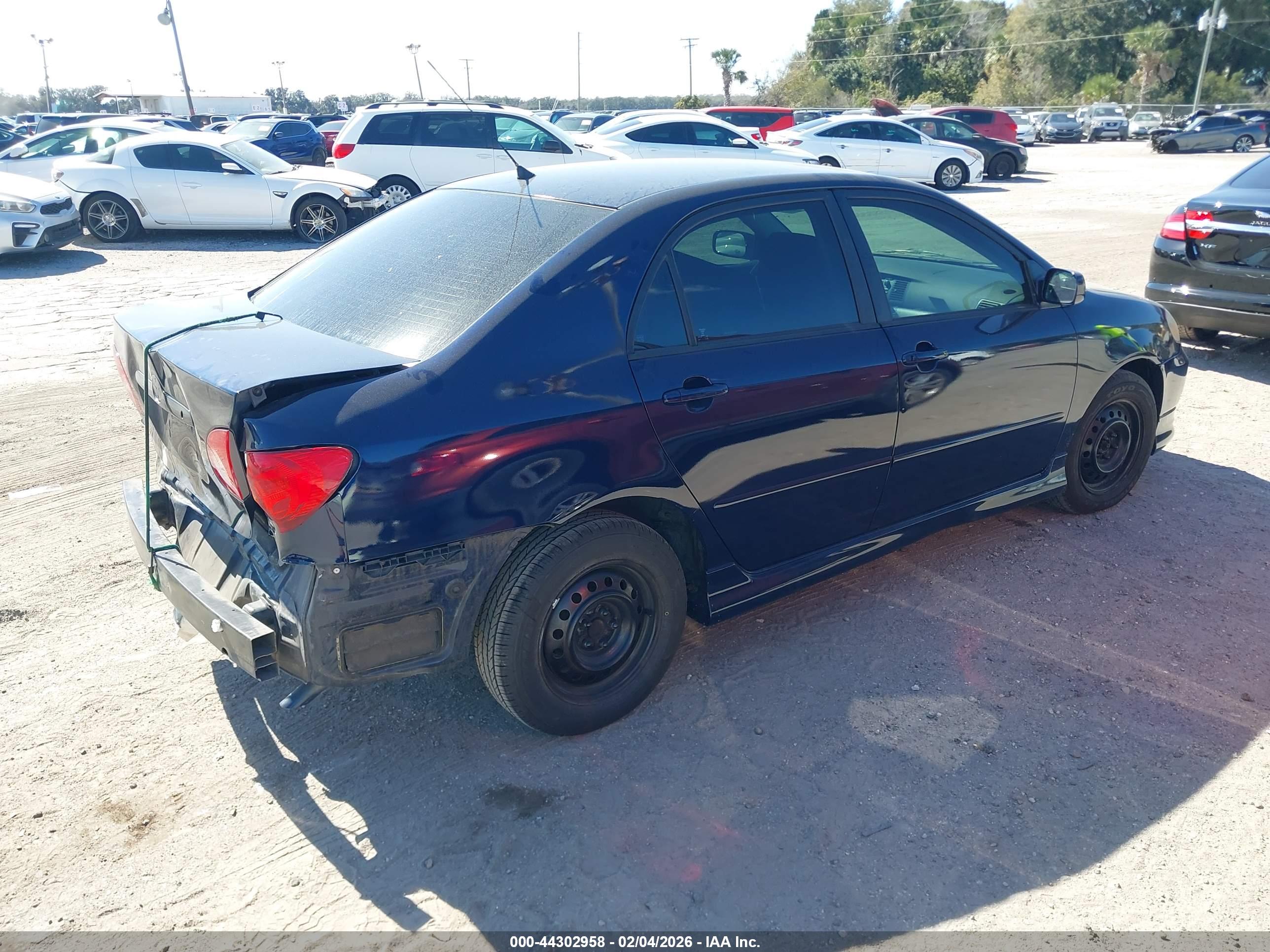 TOYOTA COROLLA image 4