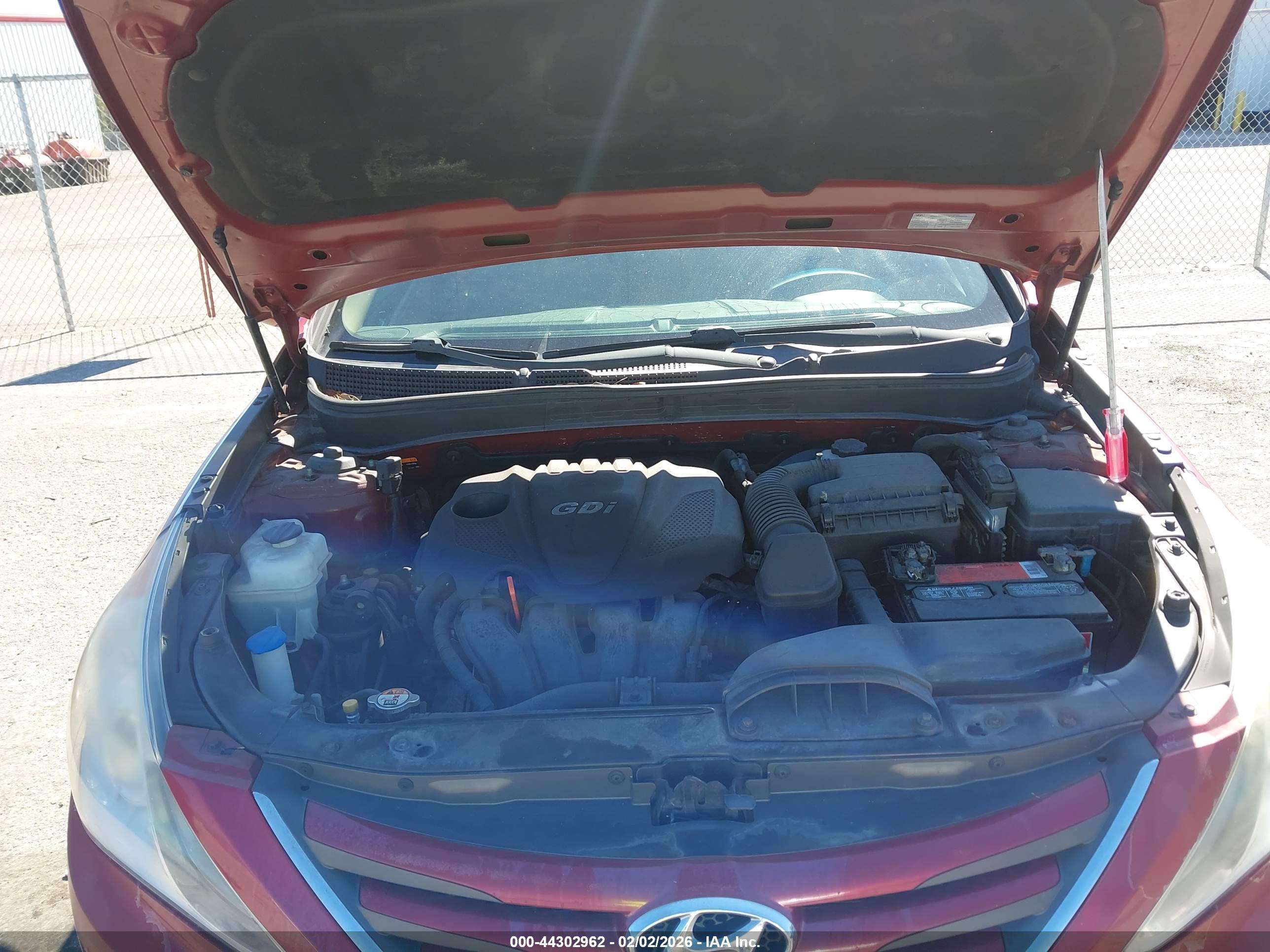 HYUNDAI SONATA image 10