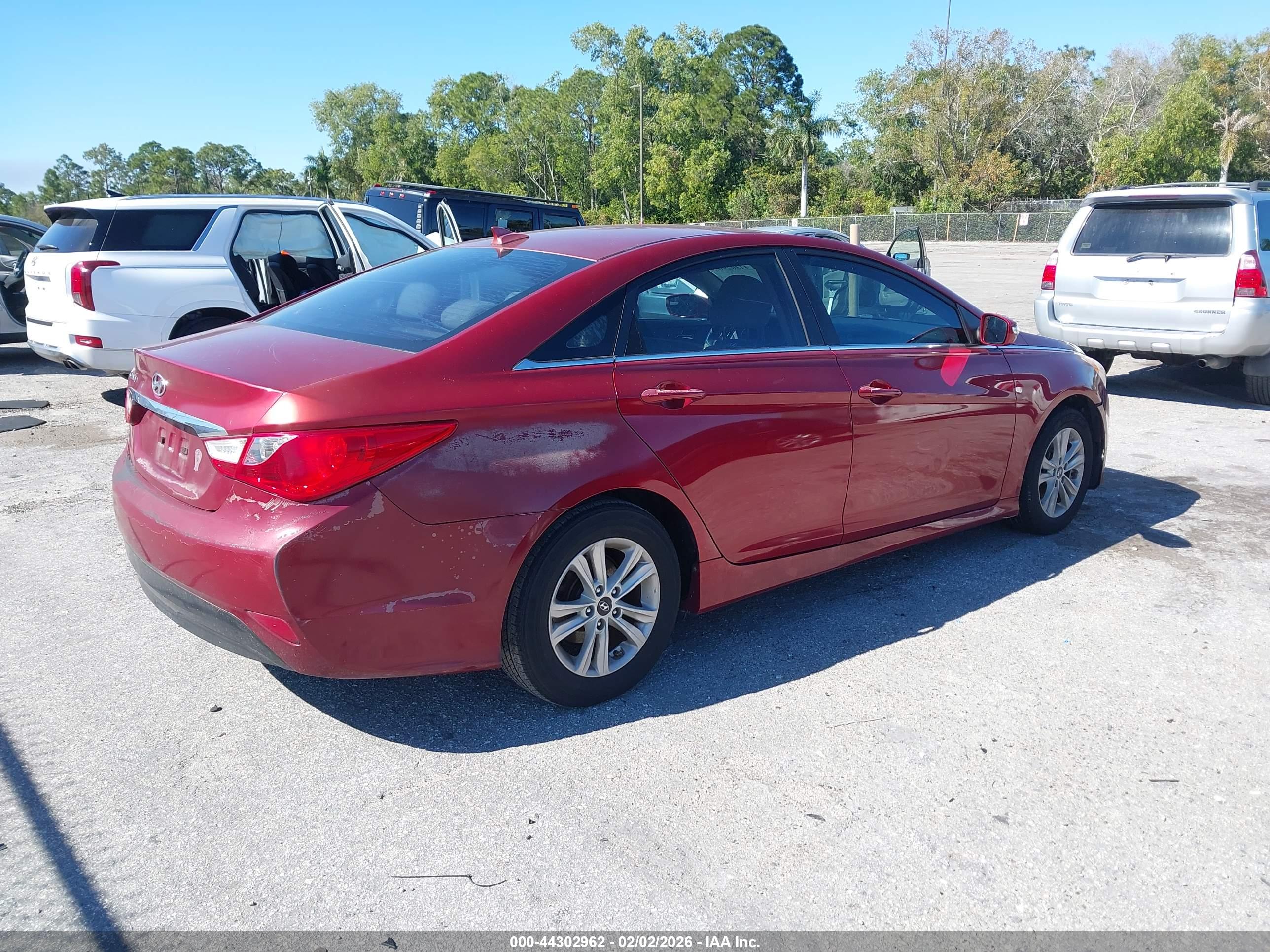 HYUNDAI SONATA image 4