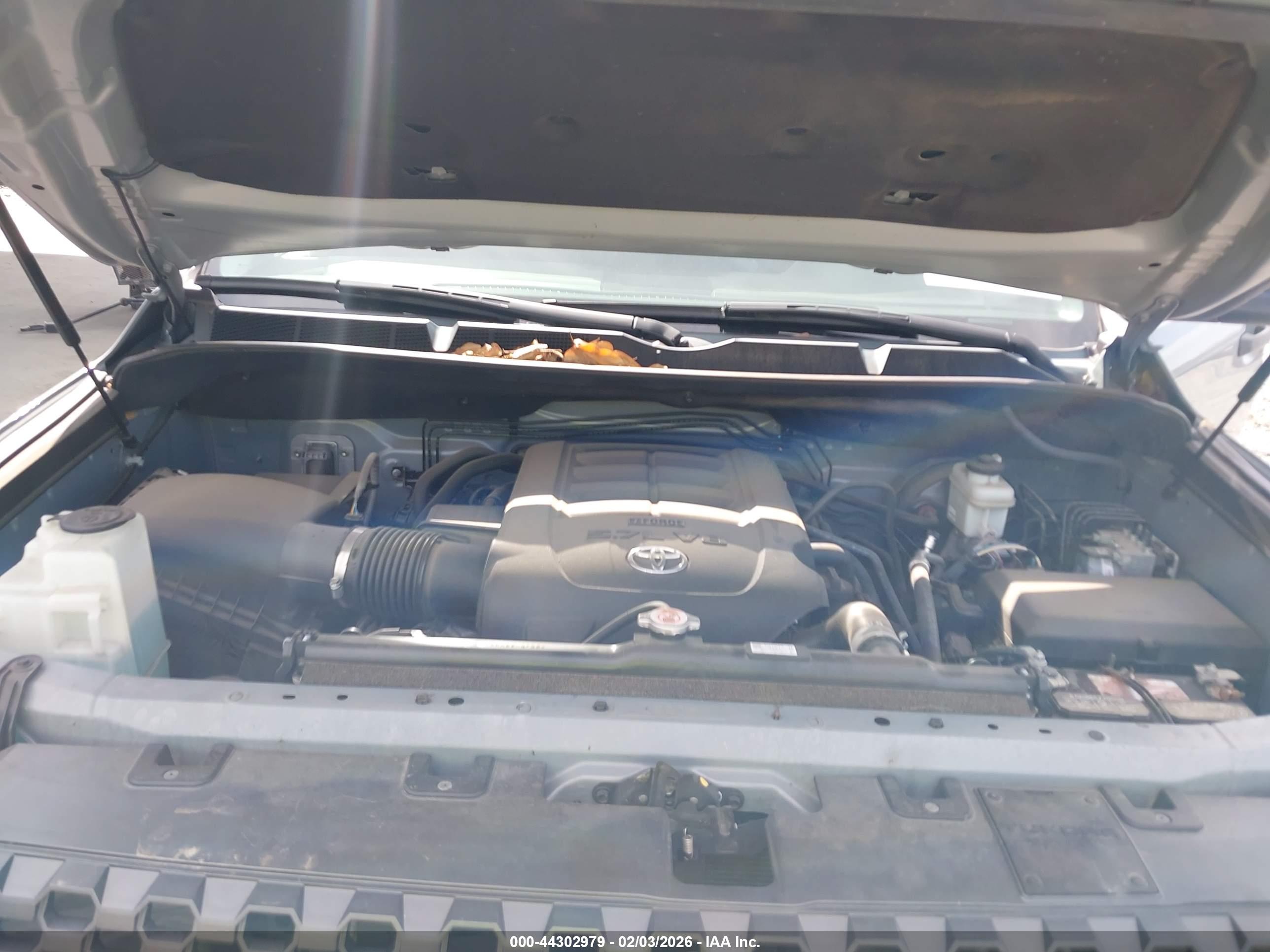 TOYOTA TUNDRA image 10