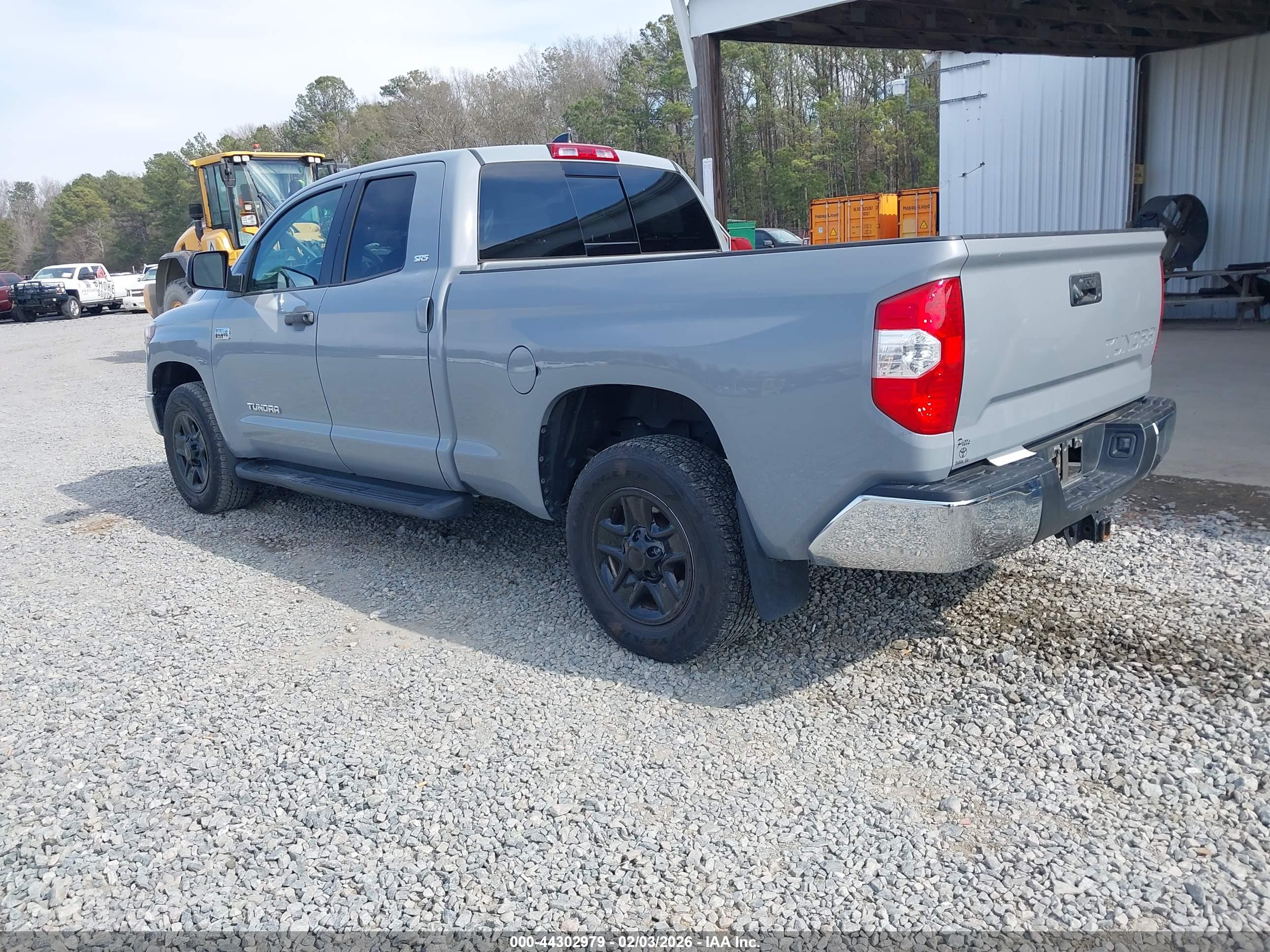 TOYOTA TUNDRA image 3
