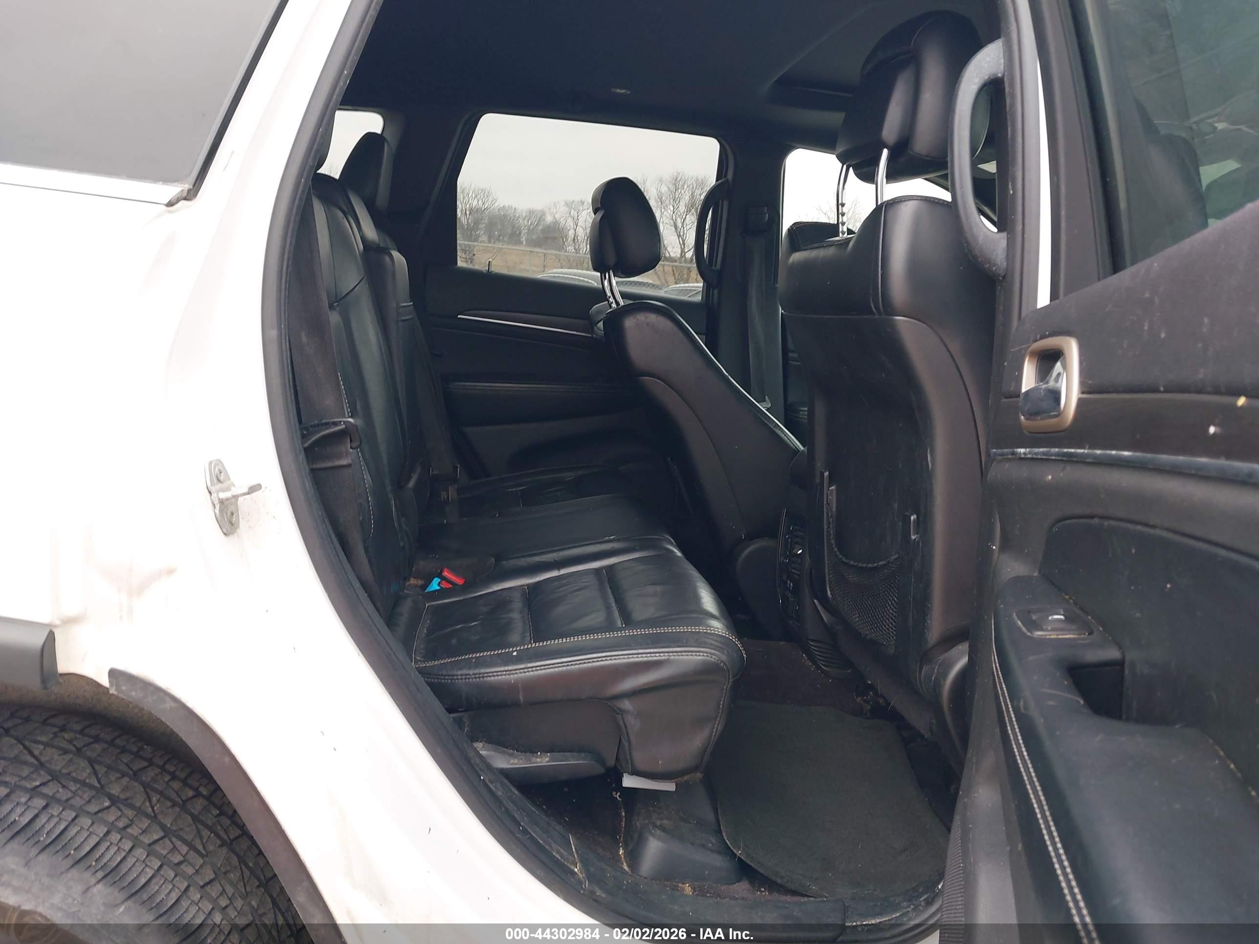 JEEP GRAND image 8