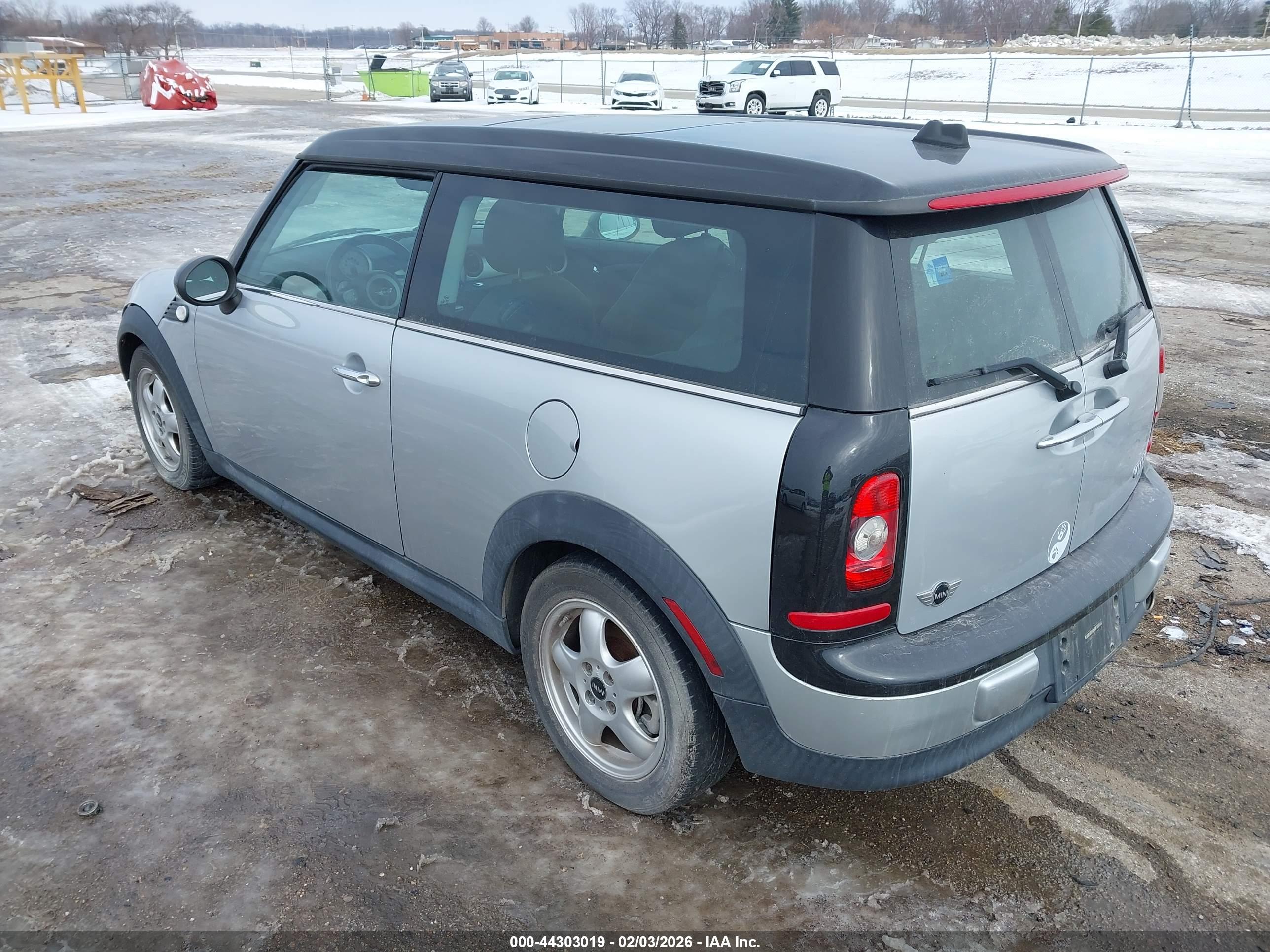MINI COOPER image 3
