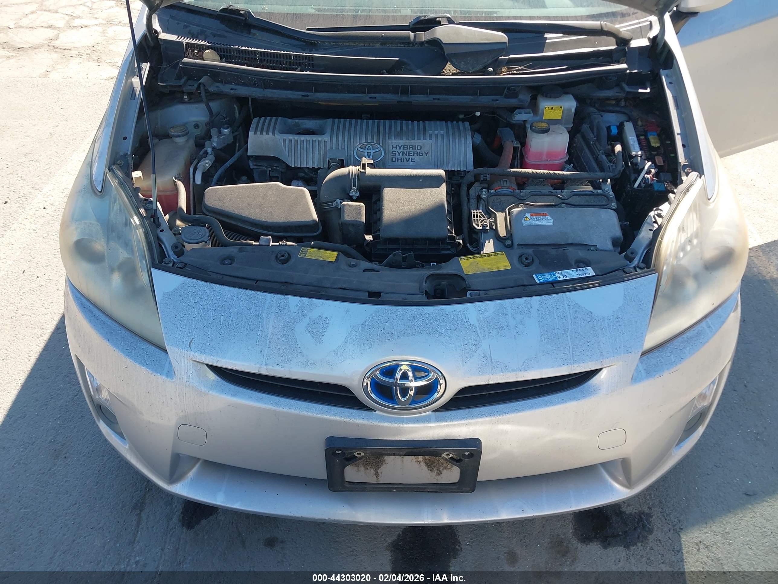 TOYOTA PRIUS image 10